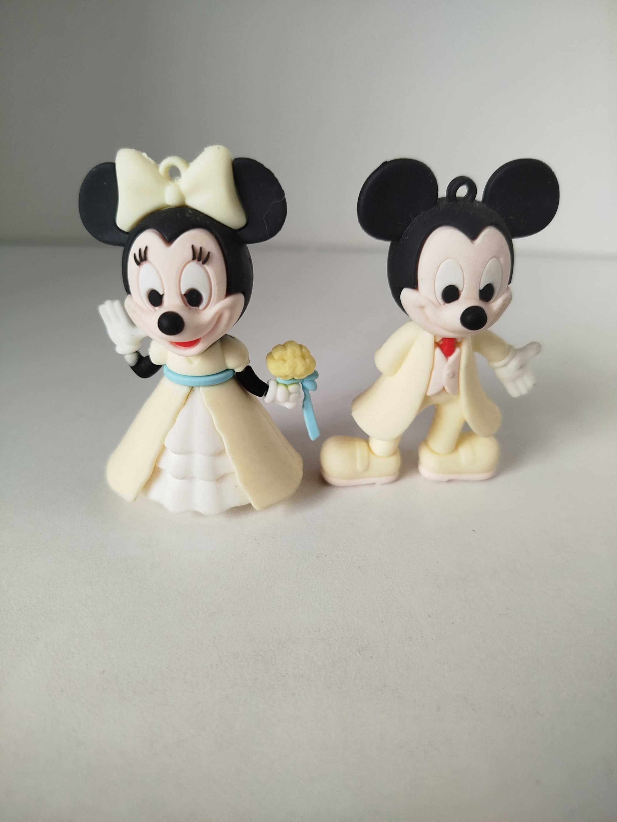 Mickey y Minnie Mouse