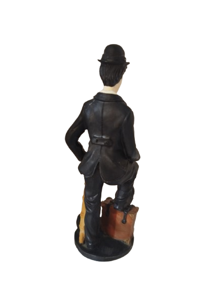 ESTATUA DE CHARLES CHAPLIN