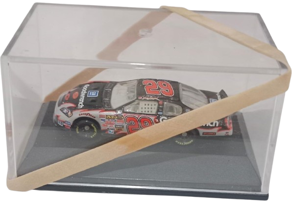 NASCAR Colección 1:87 - Kevin Harvick #29 (Motorsport Authentics) en Vitrina