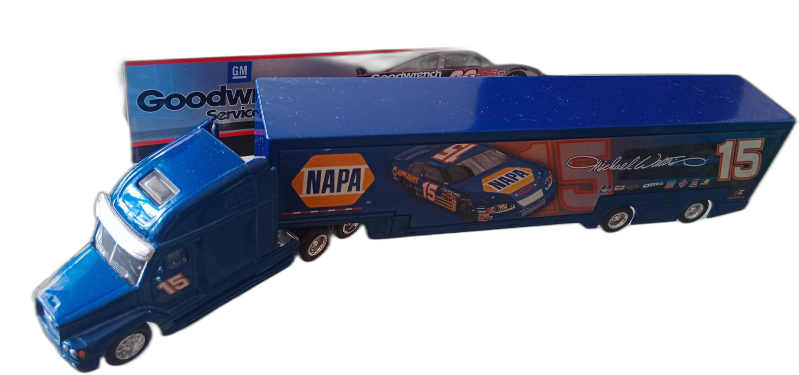 NASCAR Hauler 1:64 Colección - Cabina #15 NAPA + 2 Remolques Intercambiables