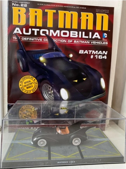 Batman Automobilia - BATMAN 164 - Escala 1:43 fabricado en metal fundido, incluye revista con historia del modelo