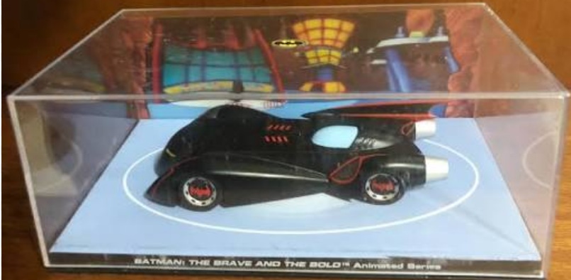 Batman Automobilia - BATMAN  THE BRAVE AND THE BOLD - Escala 1:43 fabricado en metal fundido, incluye revista con historia del modelo
