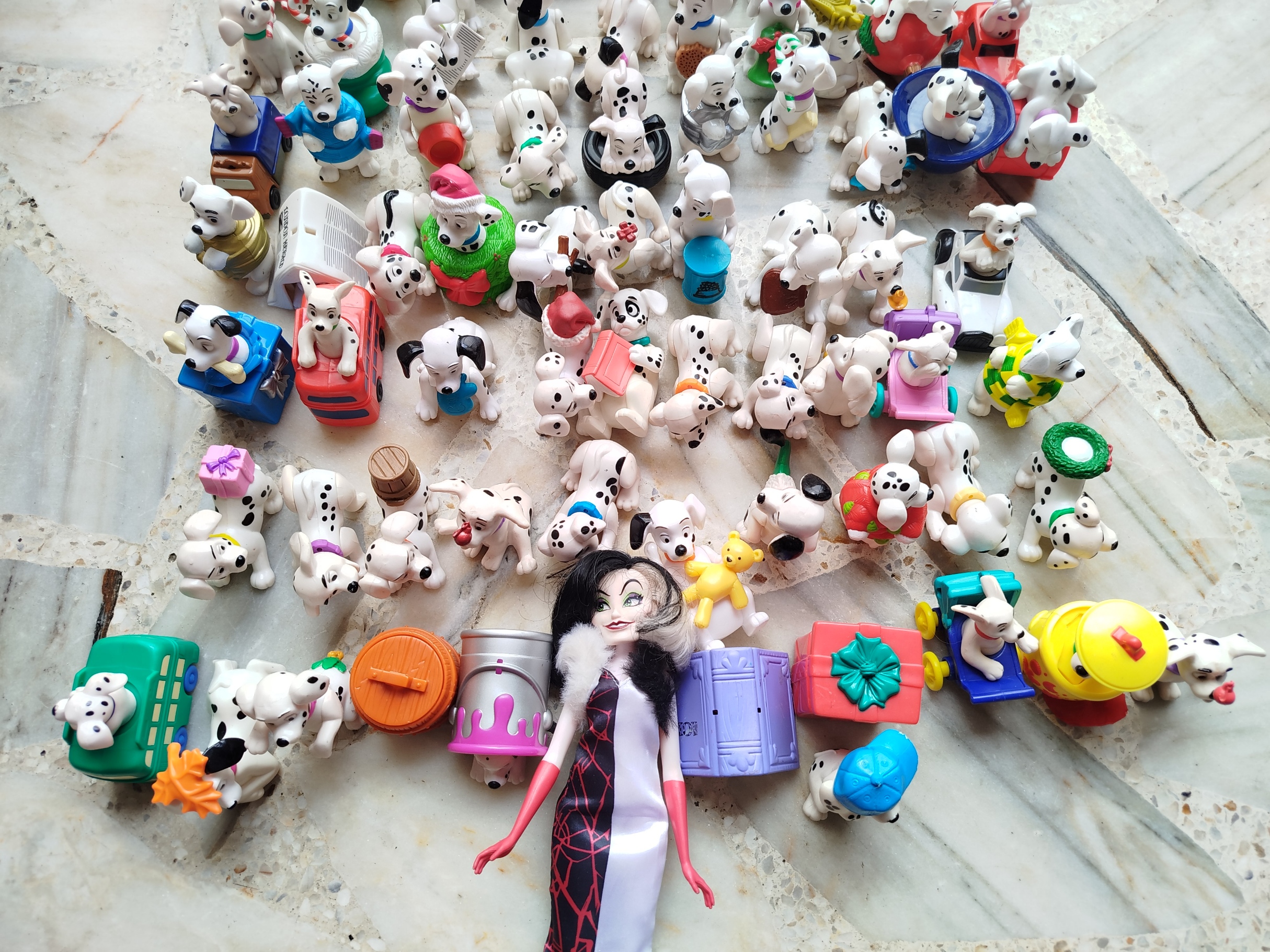 Colección completa de 101 Dálmatas mas Cruella de Vil