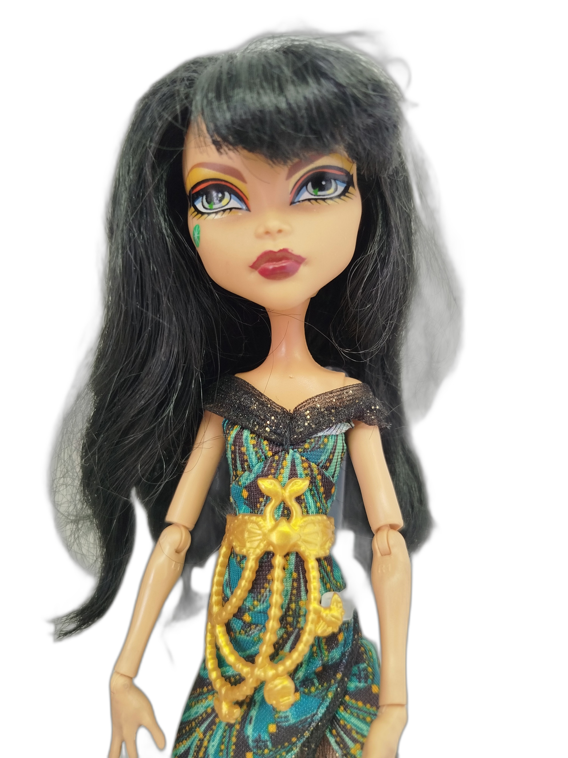 Monster High Cleo de Nile, en su edición Frights, Camera, Action! Black Carpet (¡Sustos, Cámara, Acción! Alfombra Negra)