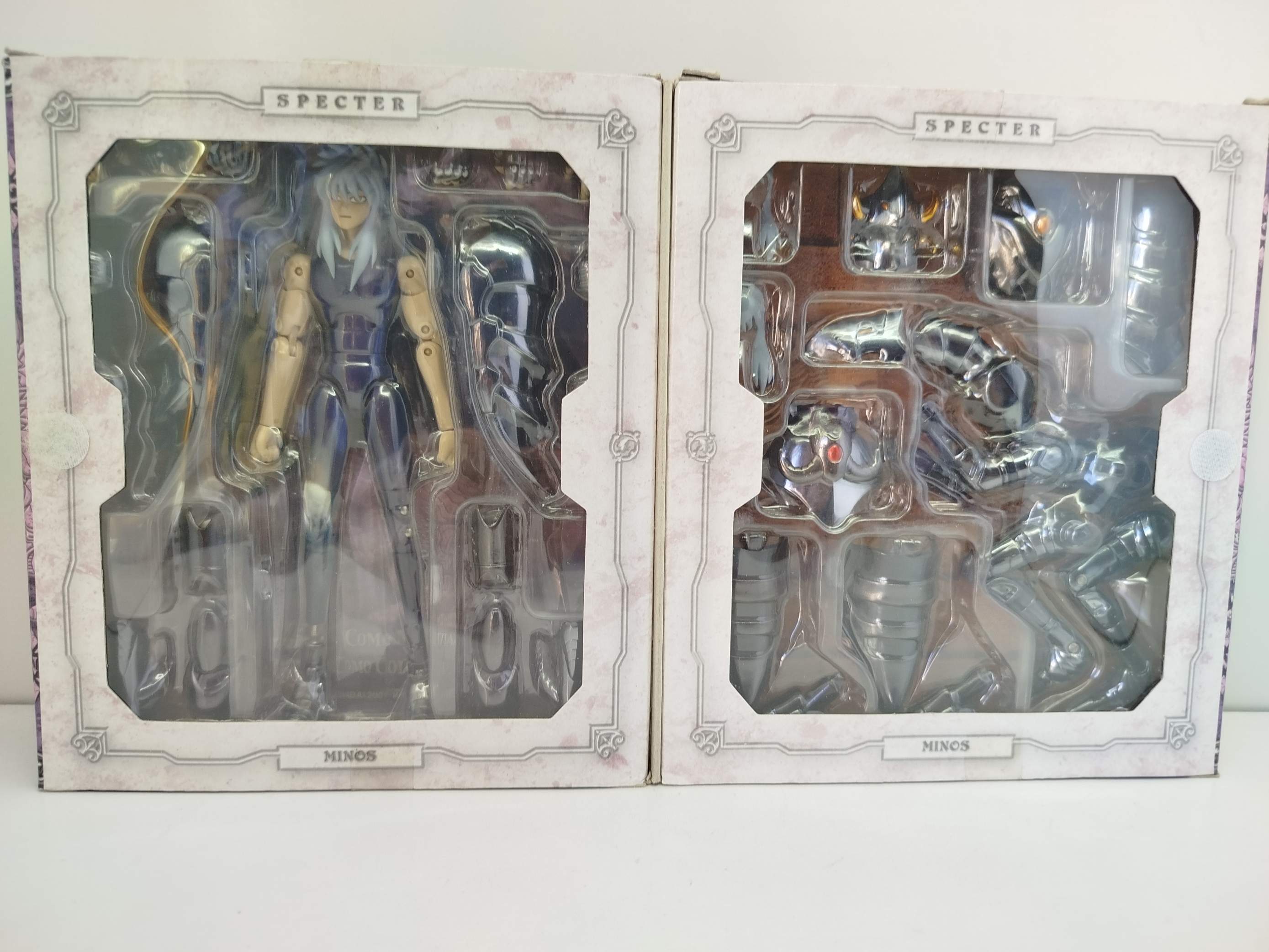 villanos de la saga de Hades - Minos de Grifo, uno de los Tres Jueces del Infierno, perteneciente a la línea clásica Saint Cloth Myth (1.0) de la marca Bandai