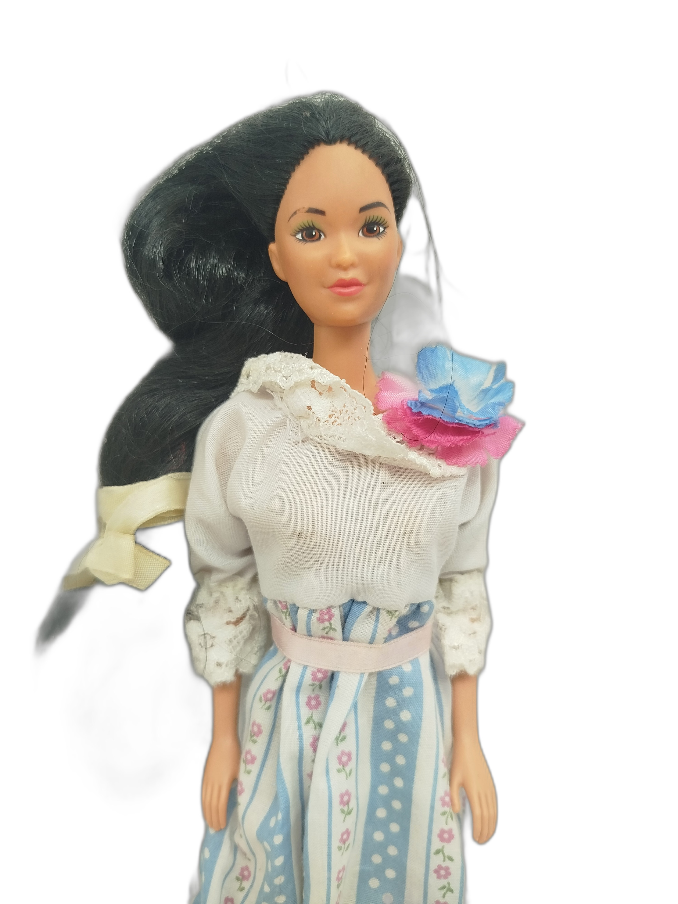 BARBIE - Edición especial con vestimenta tradicional