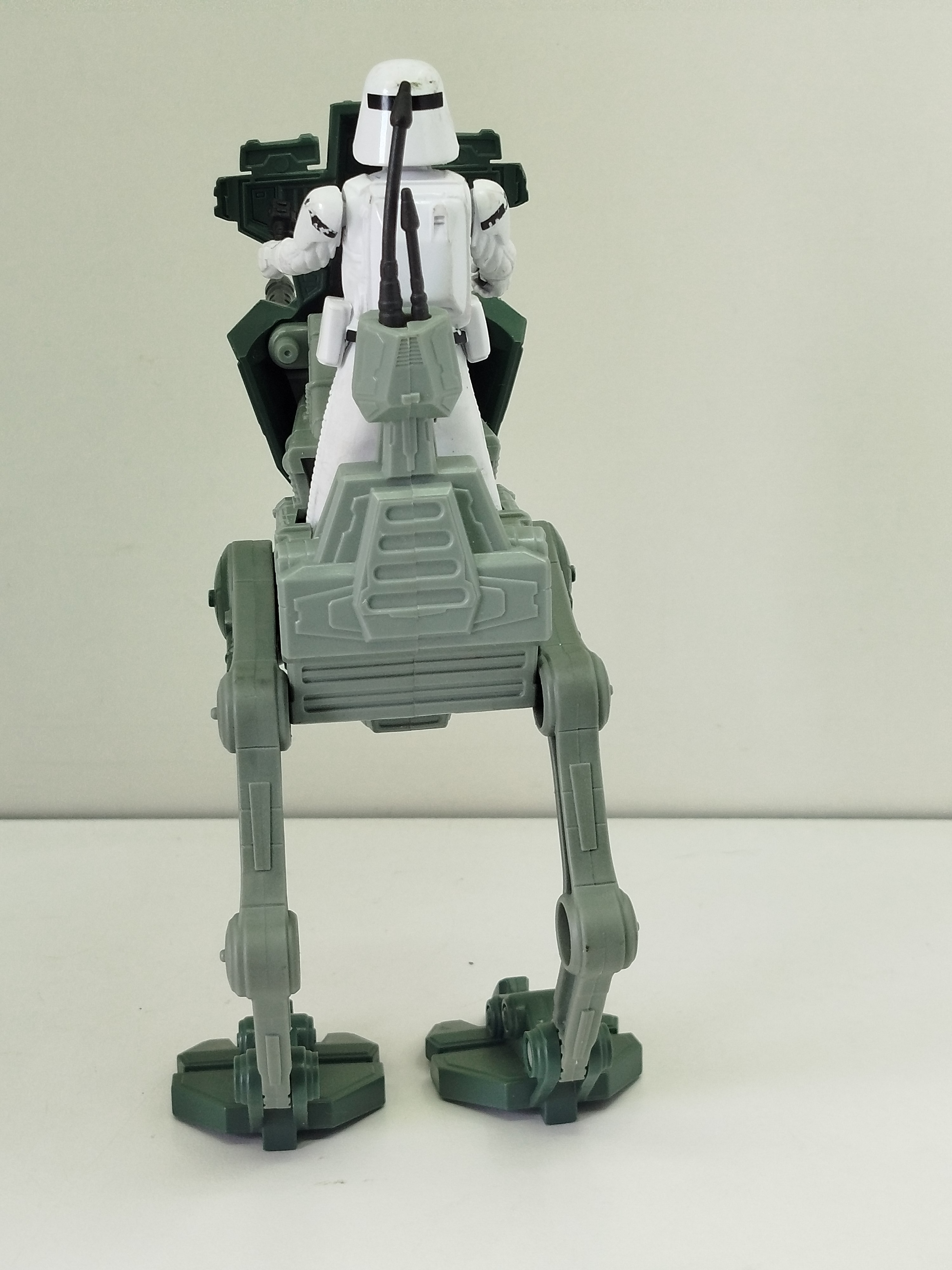 STAR WARS - The Force Awakens Assault Walker - Sargento Stortrooper de la Primera Orden