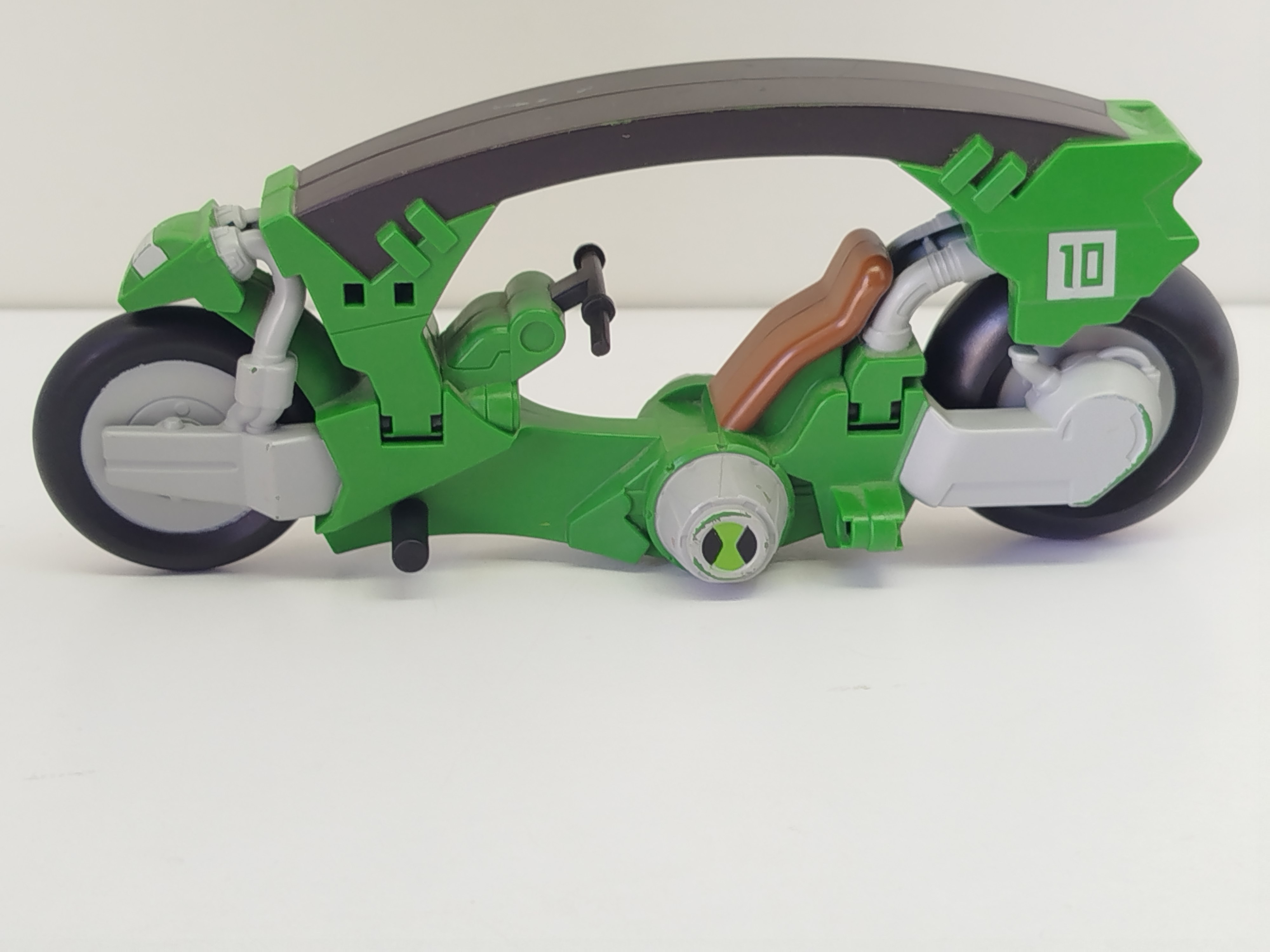 BEN 10 -  Motocicleta Tenn-Speed Cycle