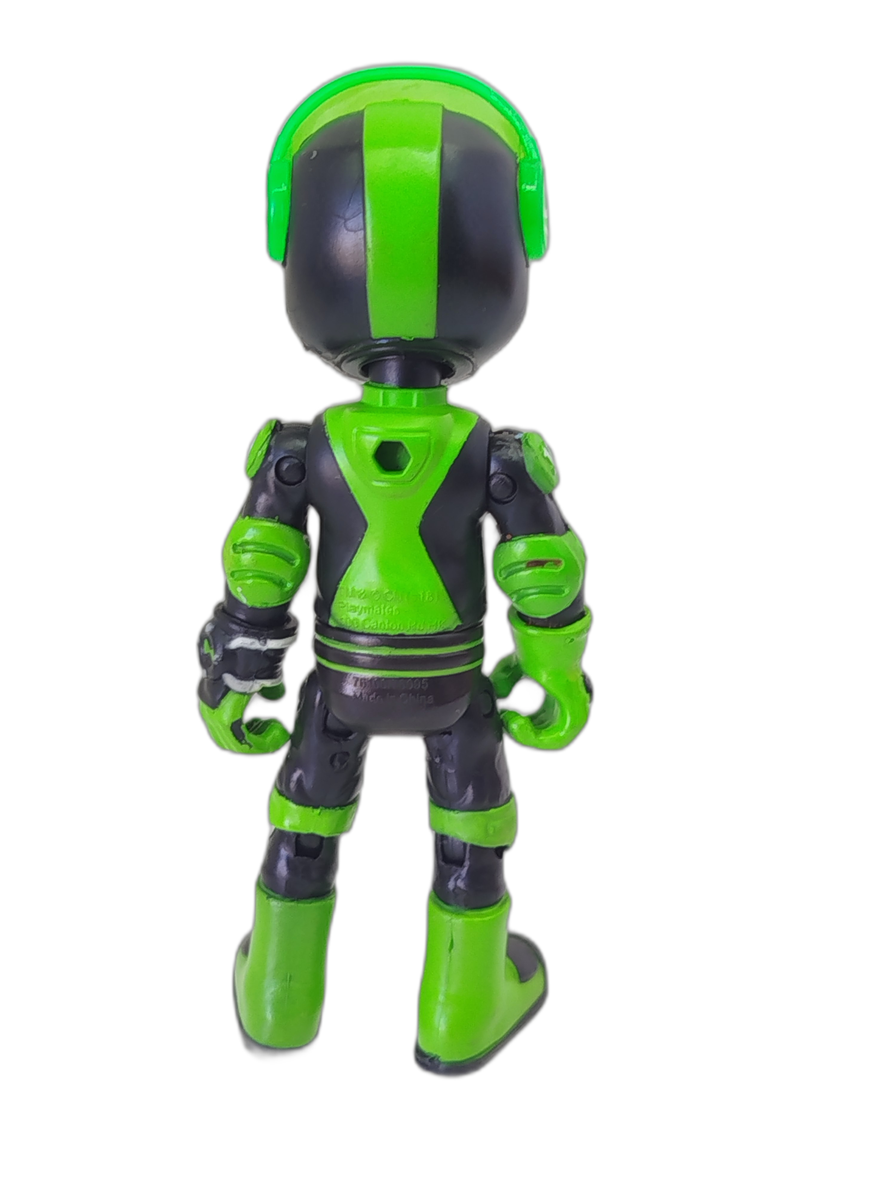 BEN 10 -  Ben Tennyson con su traje de carreras (Rustbuggy)