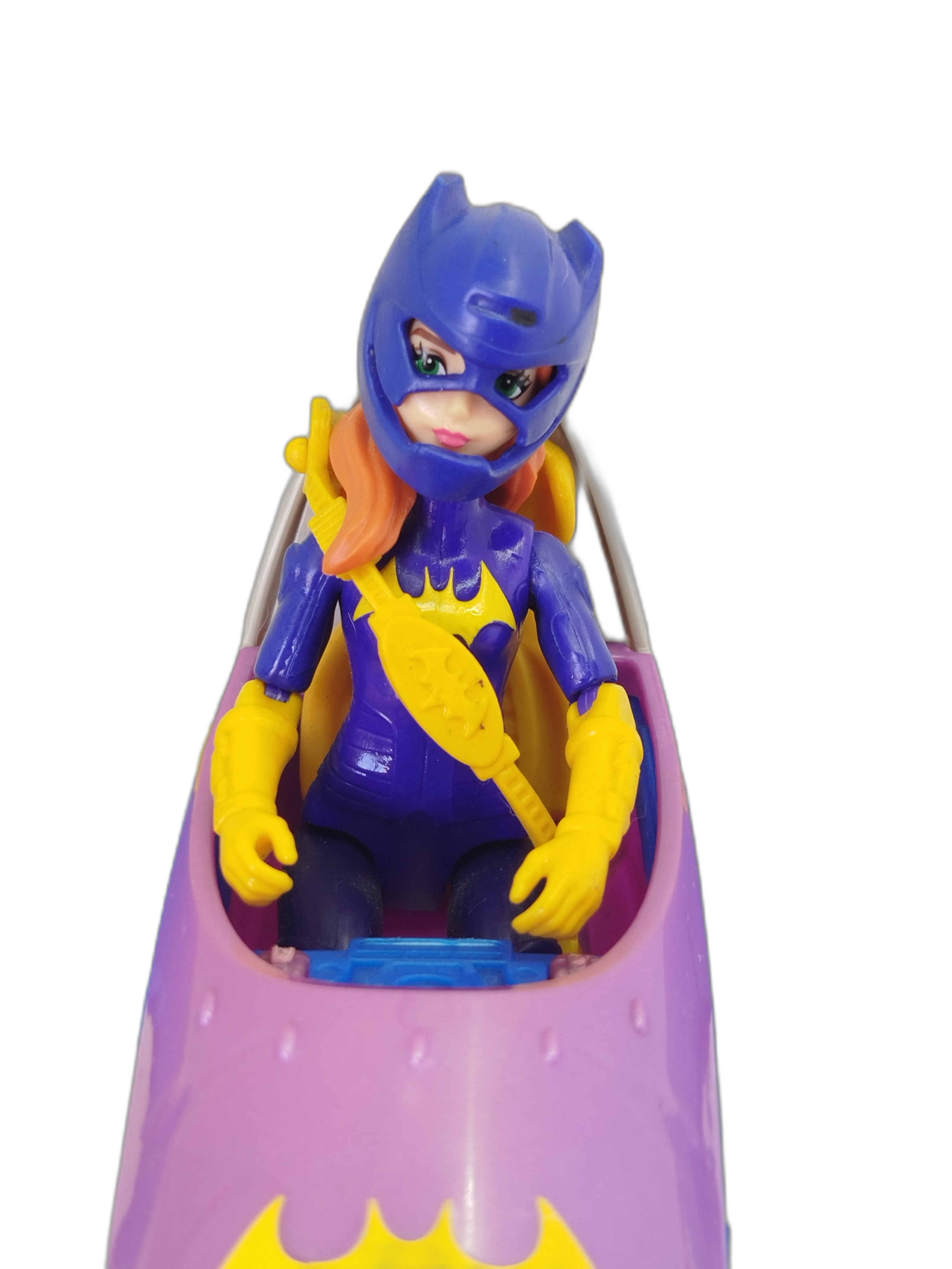 Batgirl con su vehículo Batjet de la línea DC Super Hero Girls