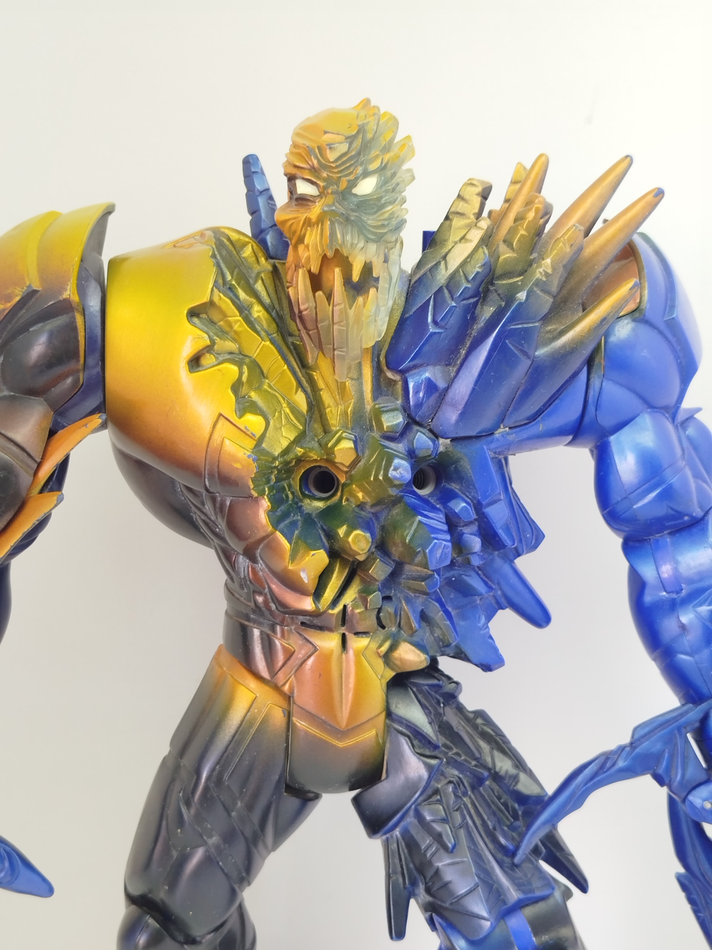 Extroyer Ultra Ataque (Extroyer Escorpión Venenoso) de la línea Connect-Tek de Max Steel