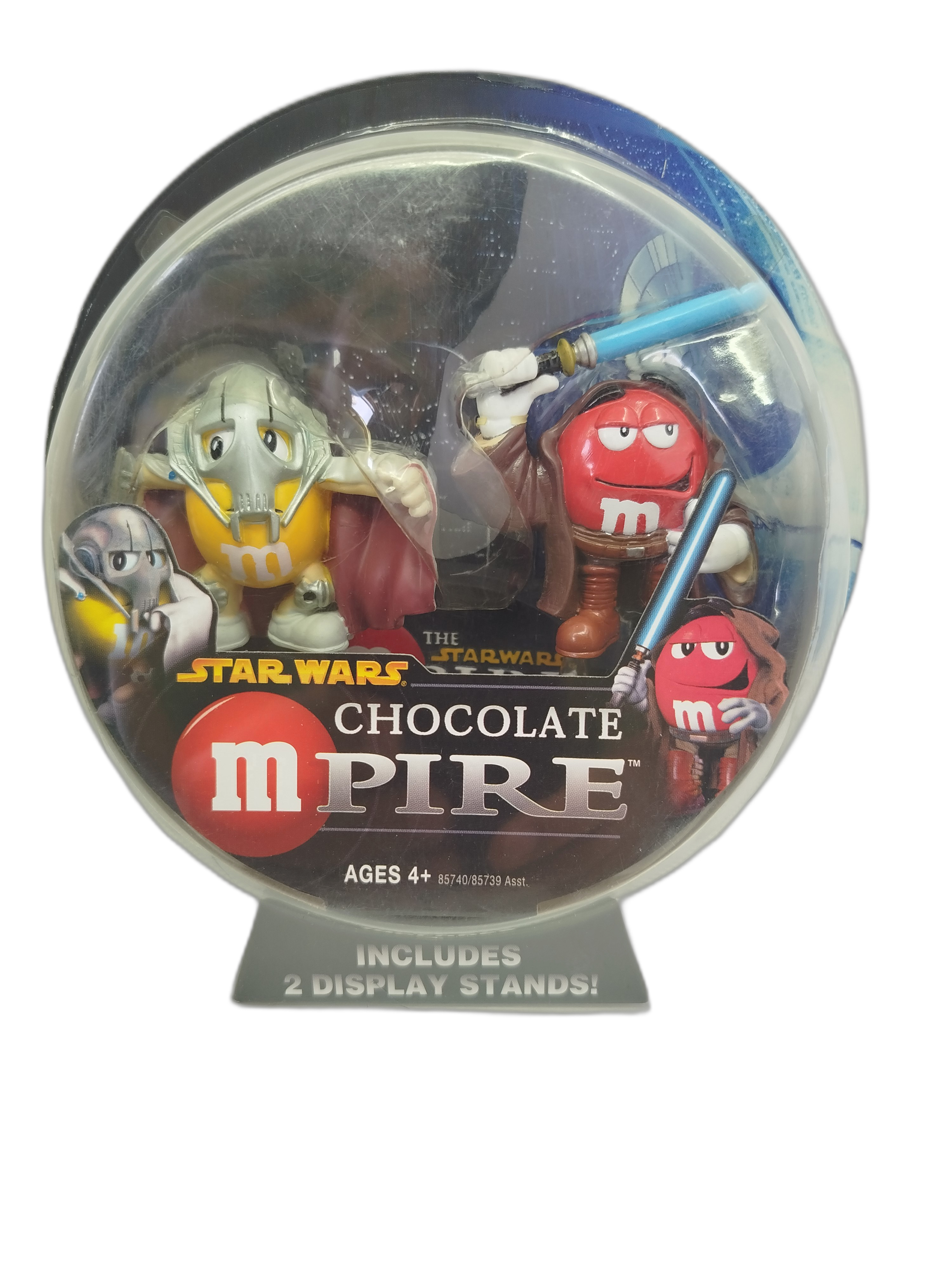 Star Wars: Chocolate M-Pire. Personajes de M&M'S transformados en el General Grievous y Obi-Wan Kenobi.