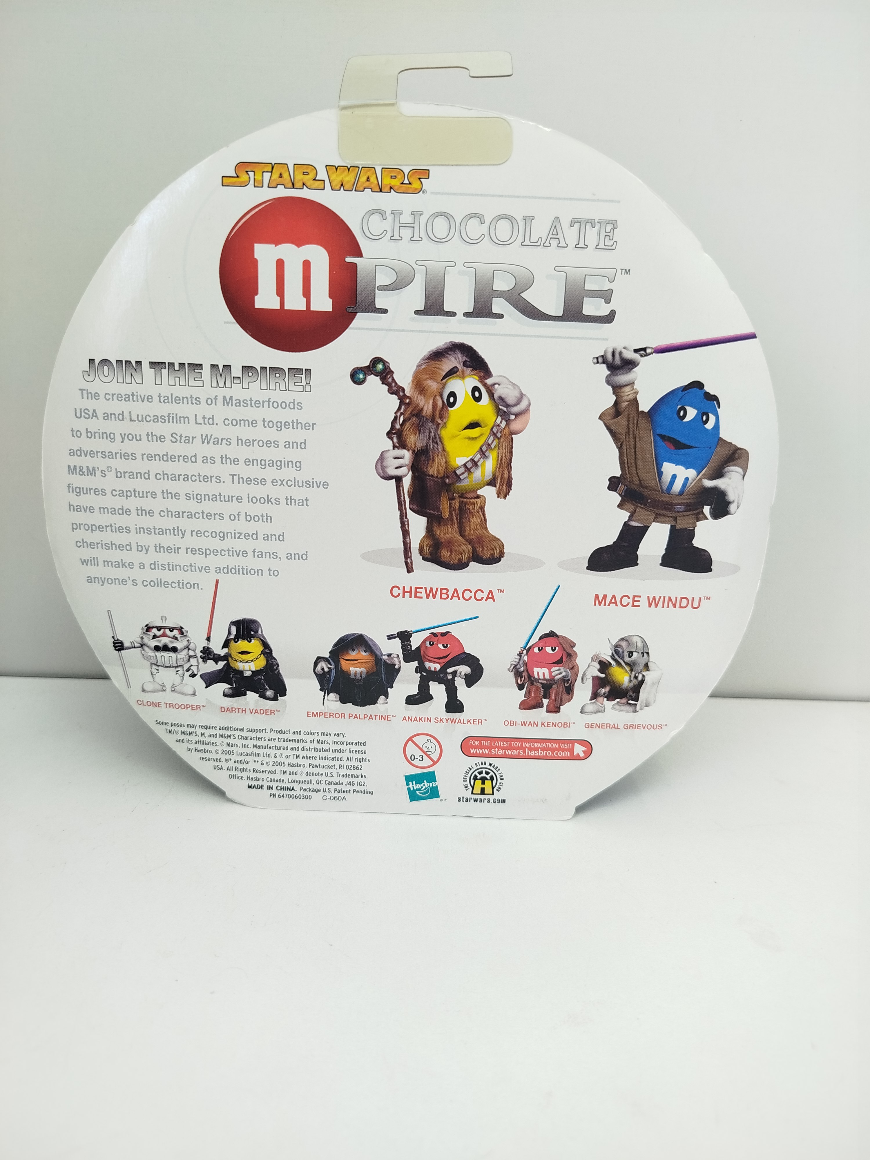 Star Wars: Chocolate M-Pire. Personajes de M&M'S transformados en Chewbacca y Mace Windu