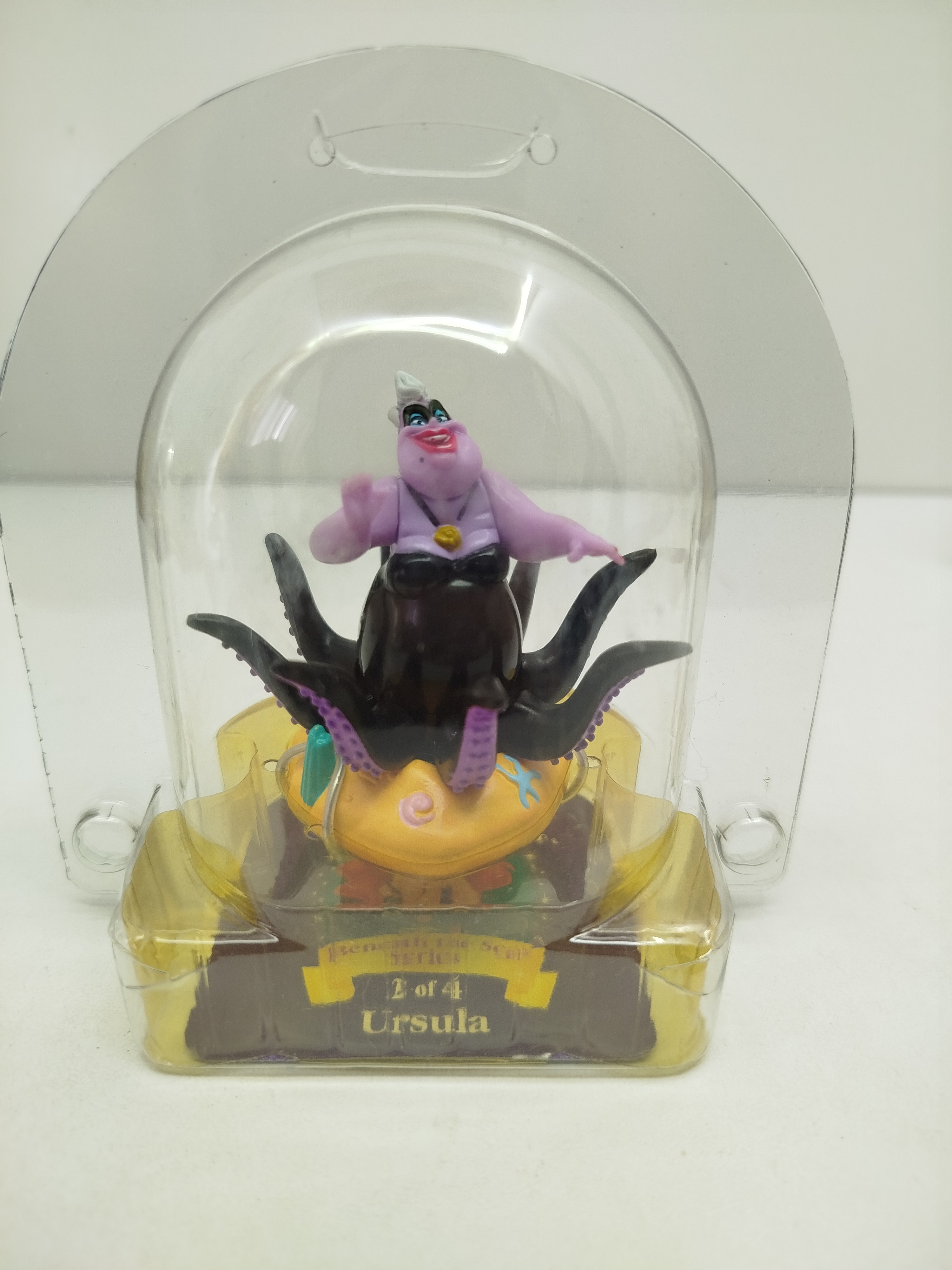 Úrsula de La Sirenita, vintage de miniaturas interactivas. protegida dentro de su domo o burbuja plástica. (Ver Video)