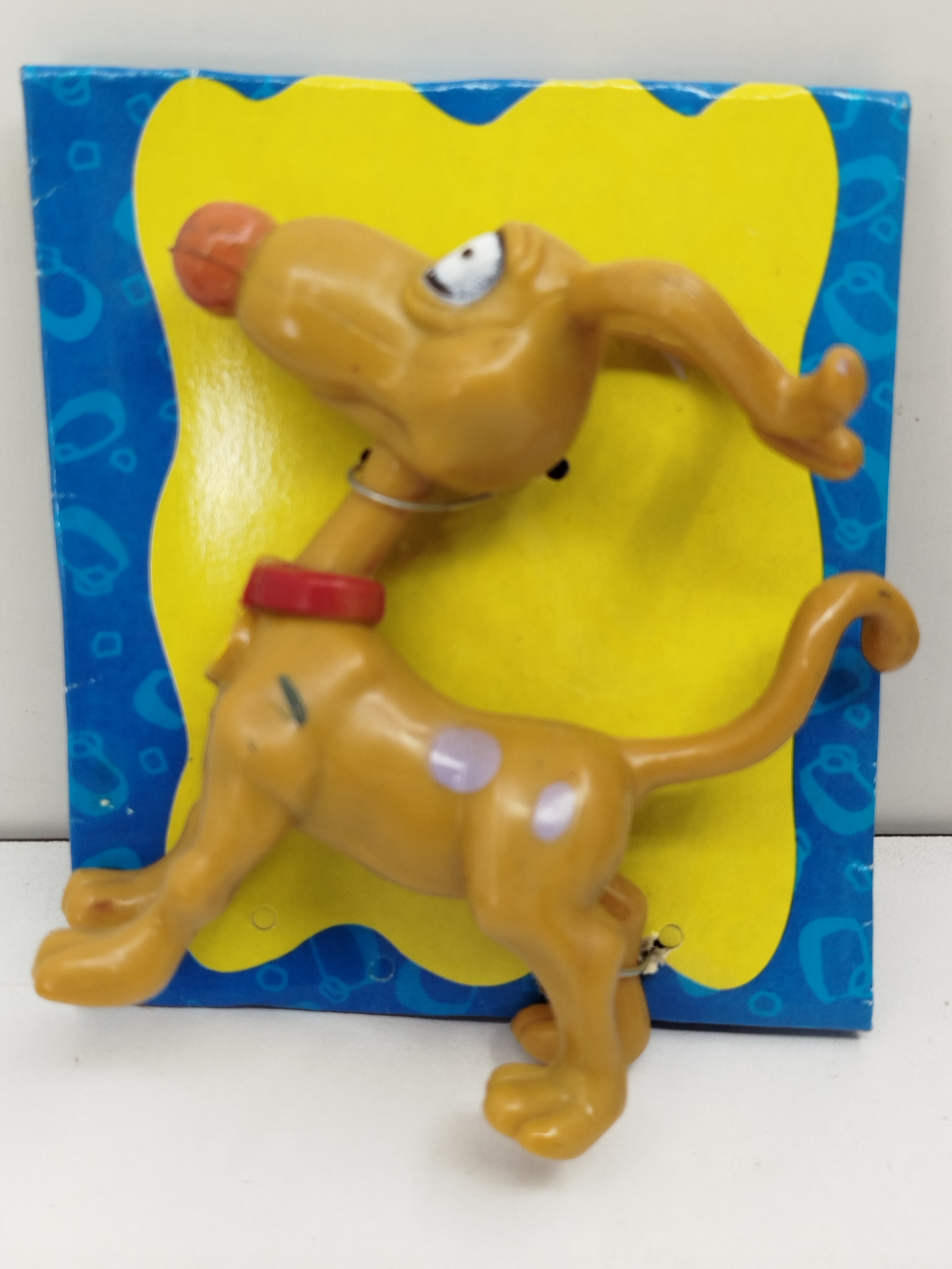  Firulais (Spike), el perro de la familia Pickles de la serie Rugrats