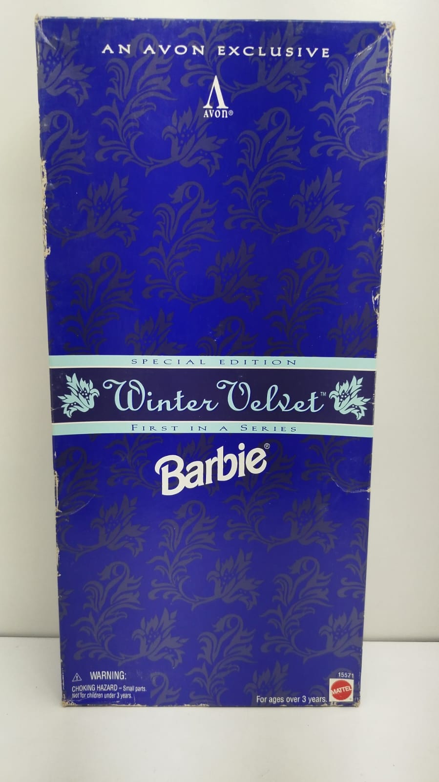 Barbies  -    Winter Velvet Barbie