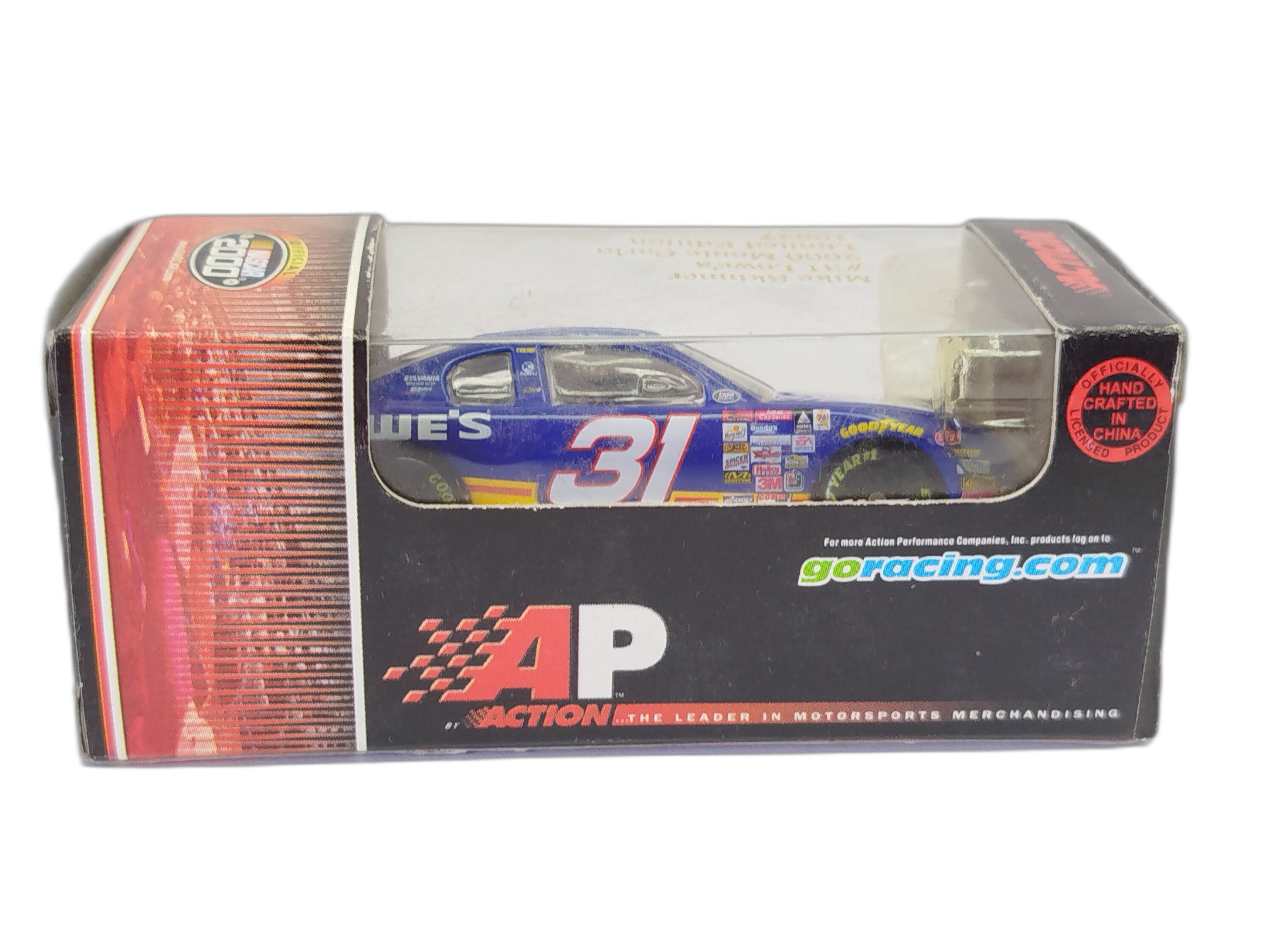 Carro  Chevrolet Monte Carlo de la temporada 2000, perteneciente al piloto Mike Skinner (número 31), patrocinado por la famosa cadena de tiendas de mejoramiento del hogar Lowe's 