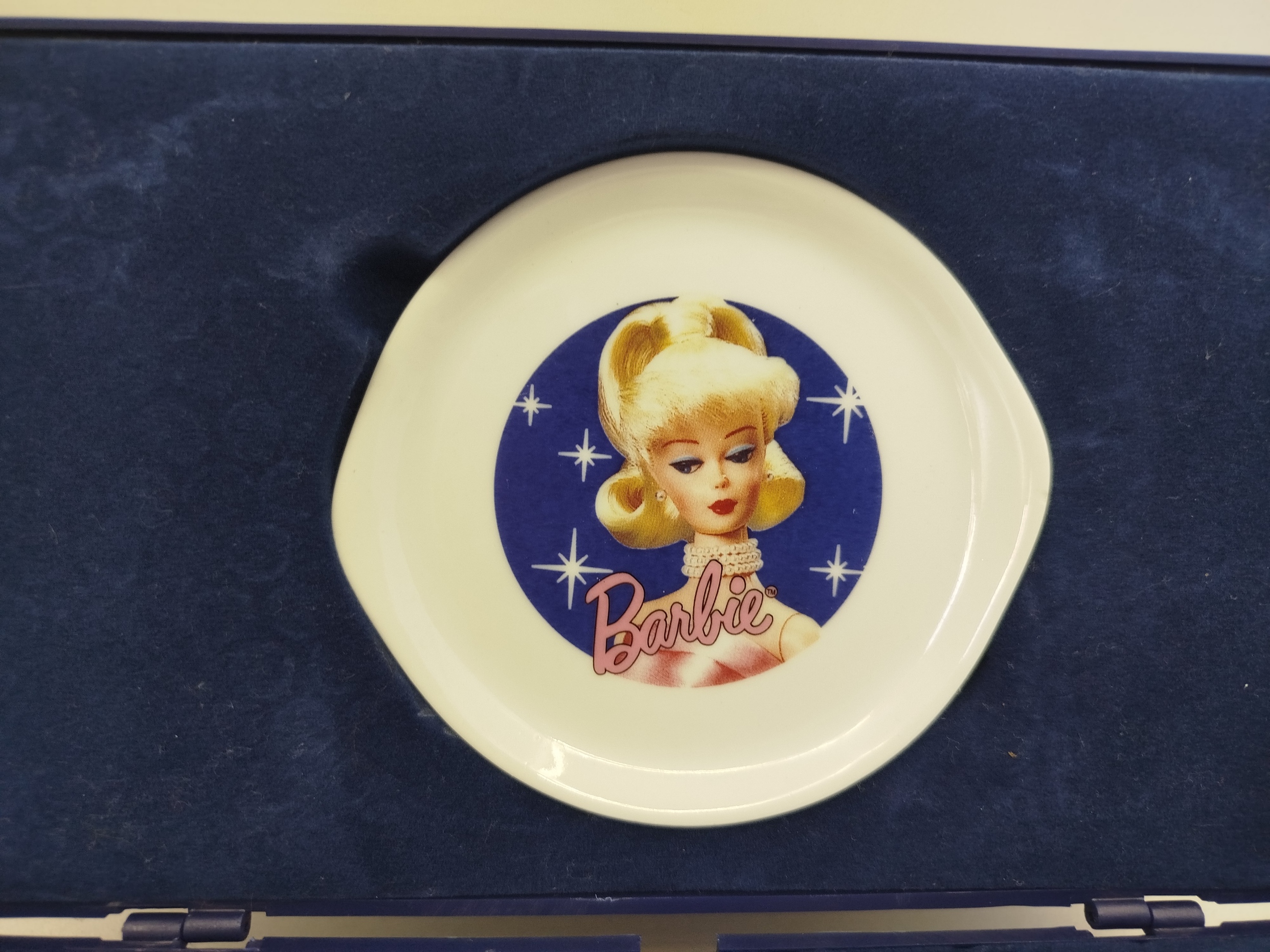 Juego de té de porcelana en miniatura de Barbie, conocido como el Barbie Enchanted Evening Miniature Nostalgic China Tea