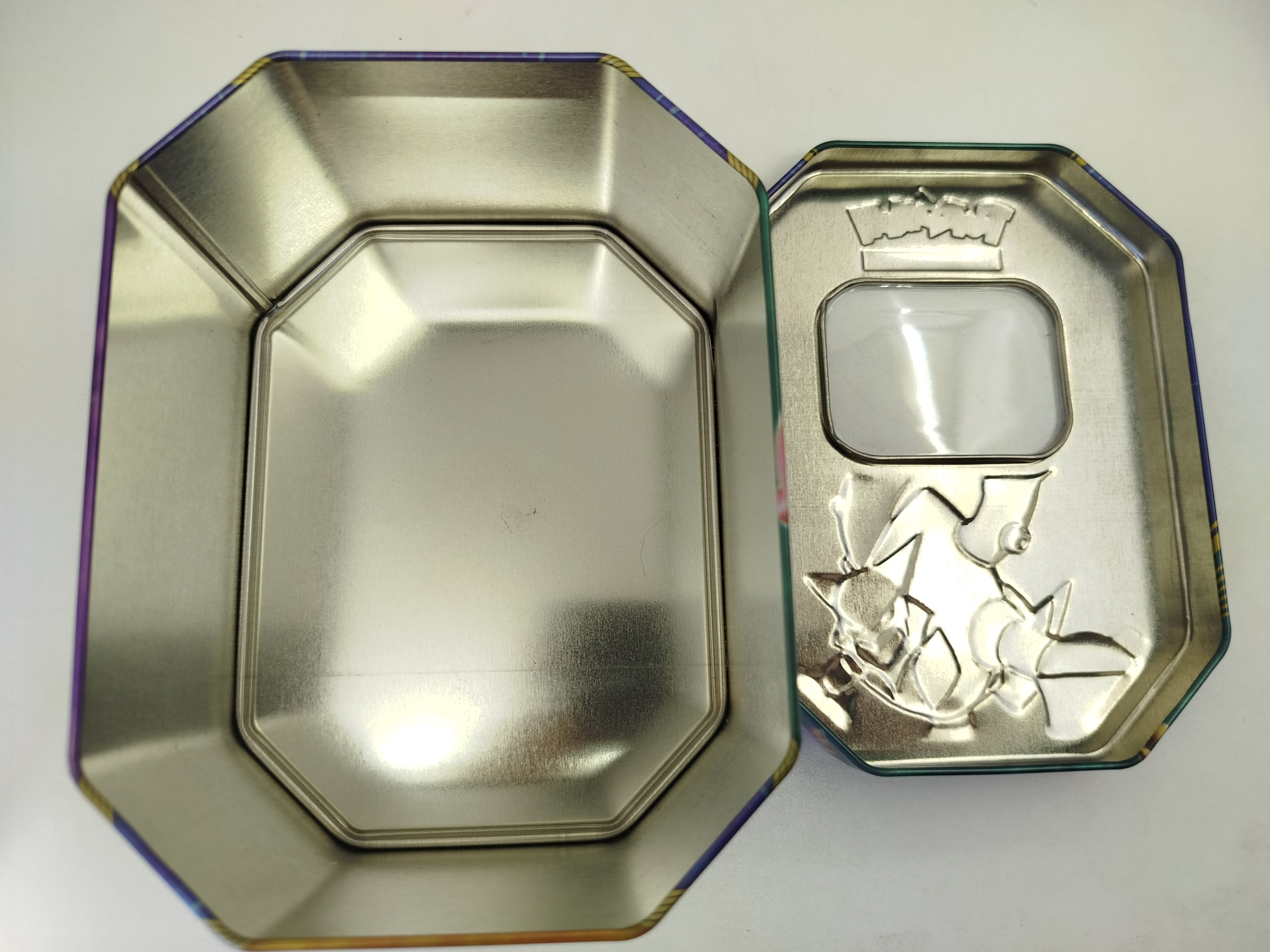  Pokemon - Lata metálica de  Volcanion-EX Battle Heart Tin