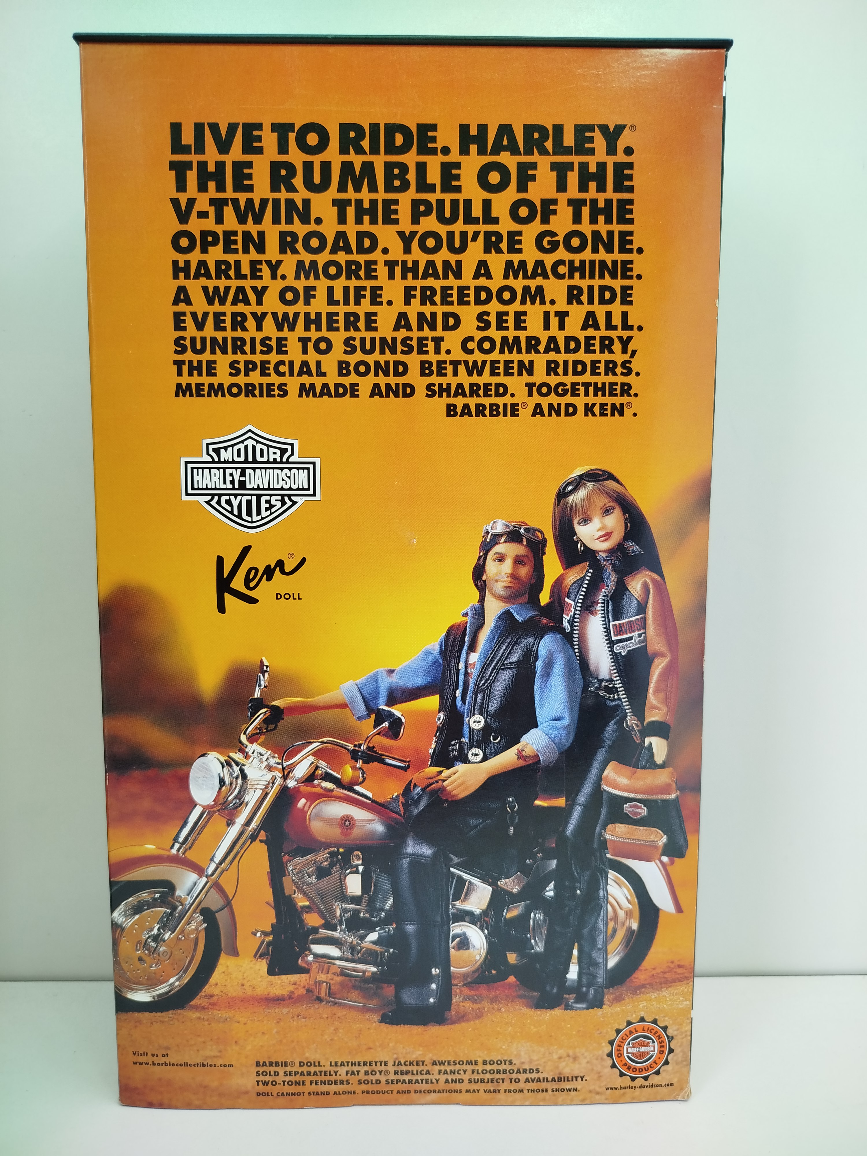 Barbie - Harley-Davidson Ken Doll #2, lanzado al mercado por Mattel en 1999..  Caja en buen estado.