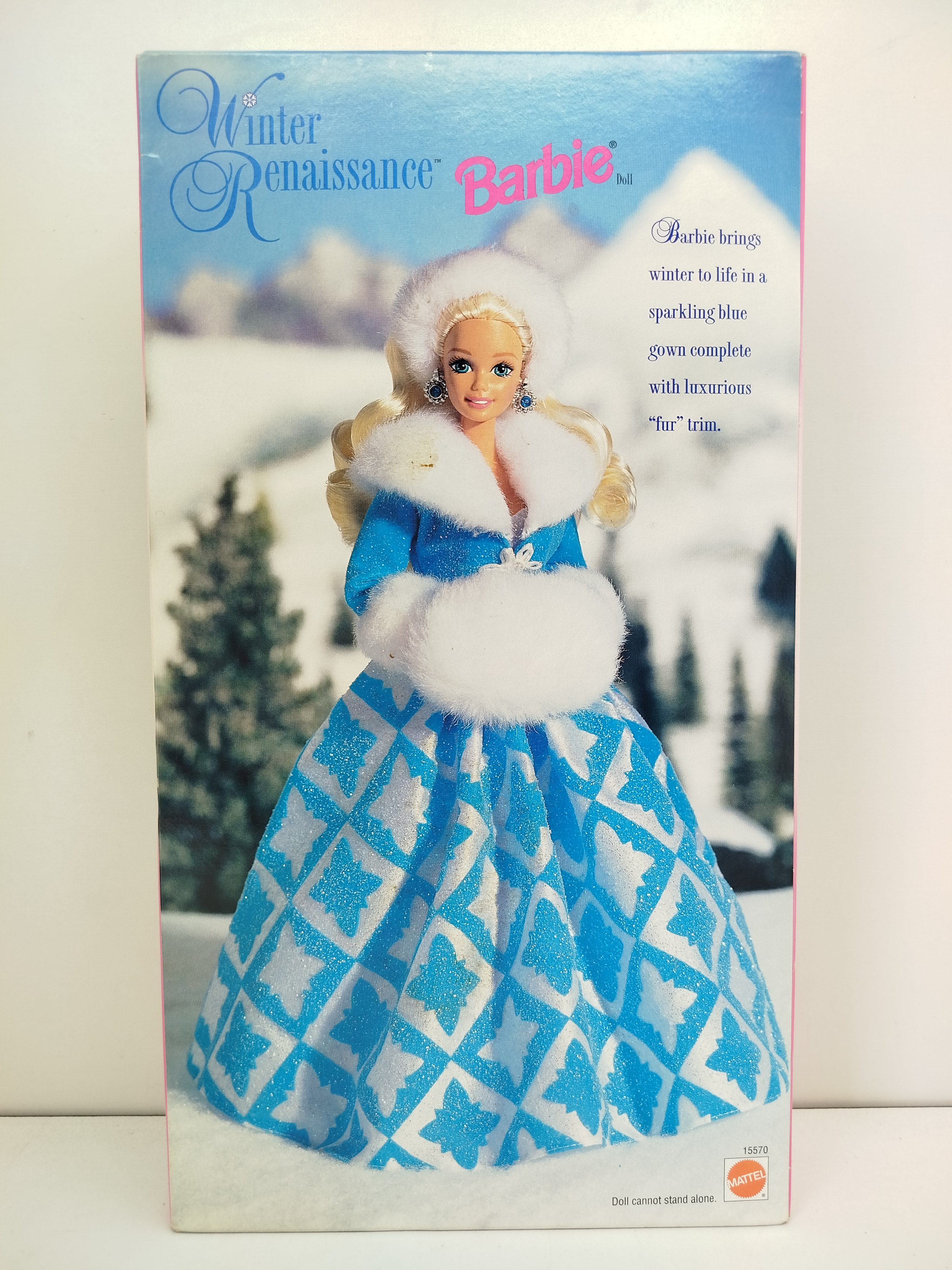 Barbie - Winter Renaissance Barbie (Special Edition 1996), la primera entrega de la colección Evening Elegance Series.