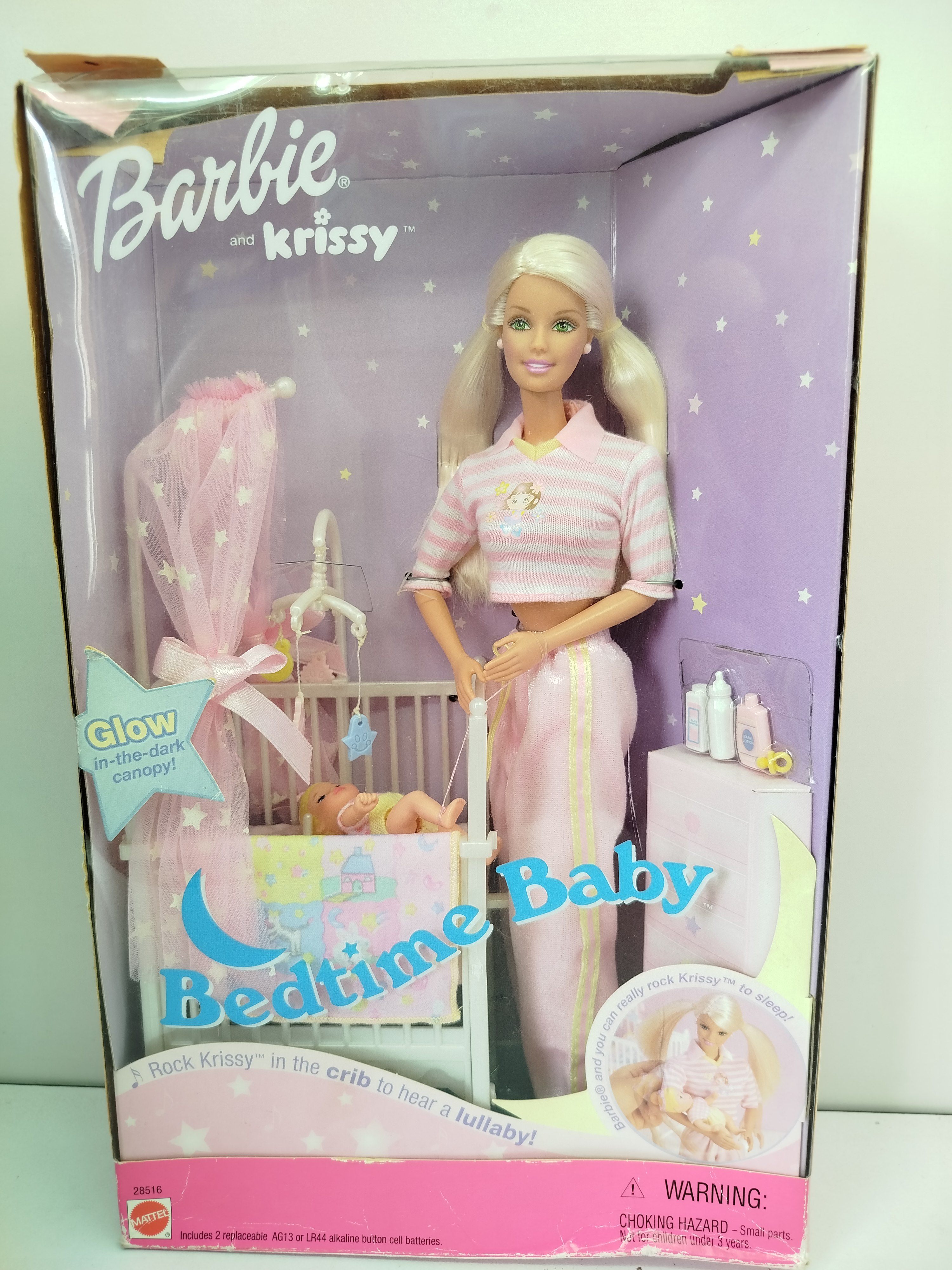 Barbie -  Barbie and Krissy - Bedtime Baby, lanzado al mercado en el año 2000. Este set destaca por incluir a la pequeña bebé Krissy, una cuna musical y un toldier superior que brilla en la oscuridad