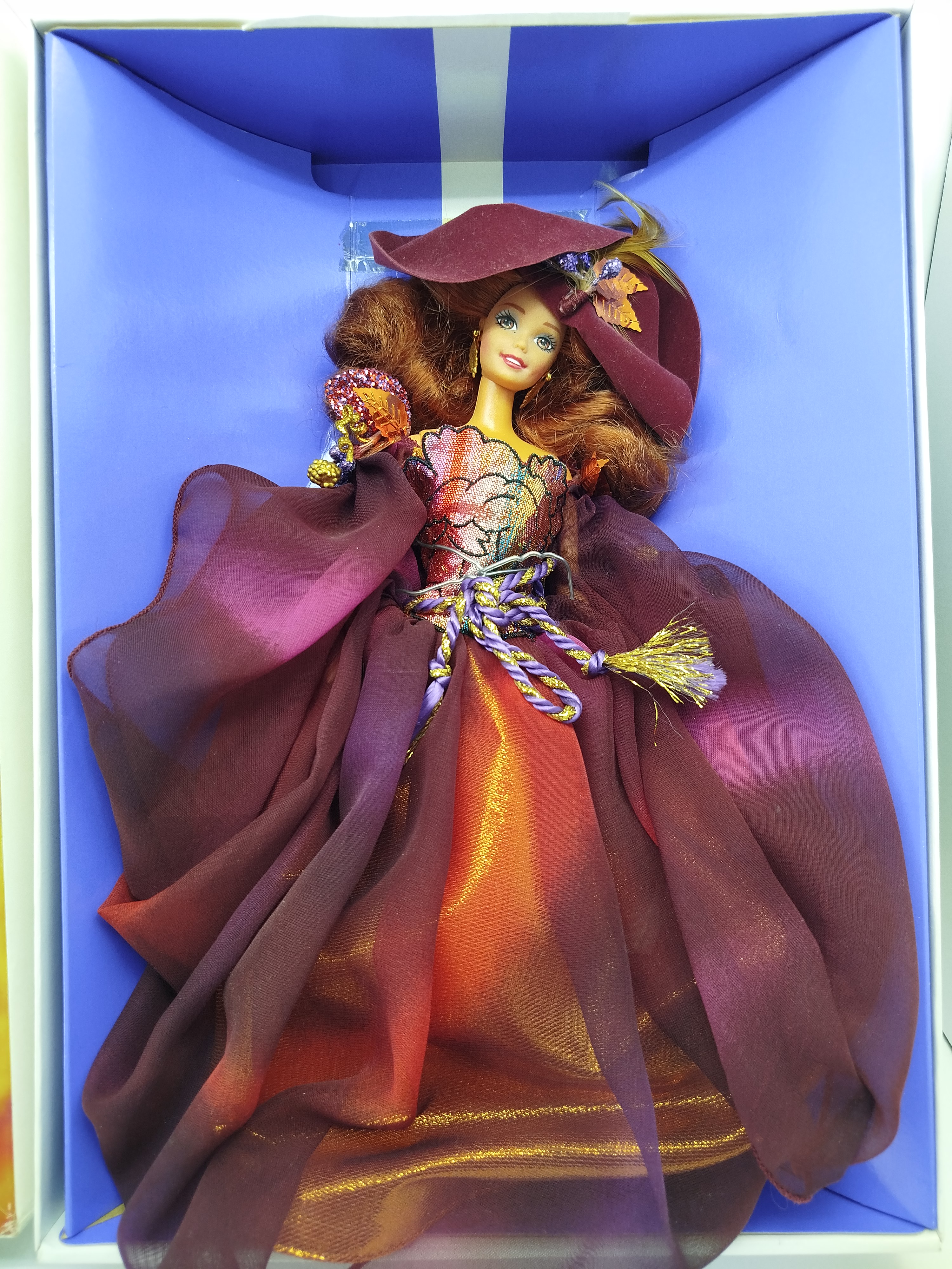 Barbie - Autumn Glory Barbie, la tercera edición especial de la serie Enchanted Seasons Collection® lanzada por Mattel