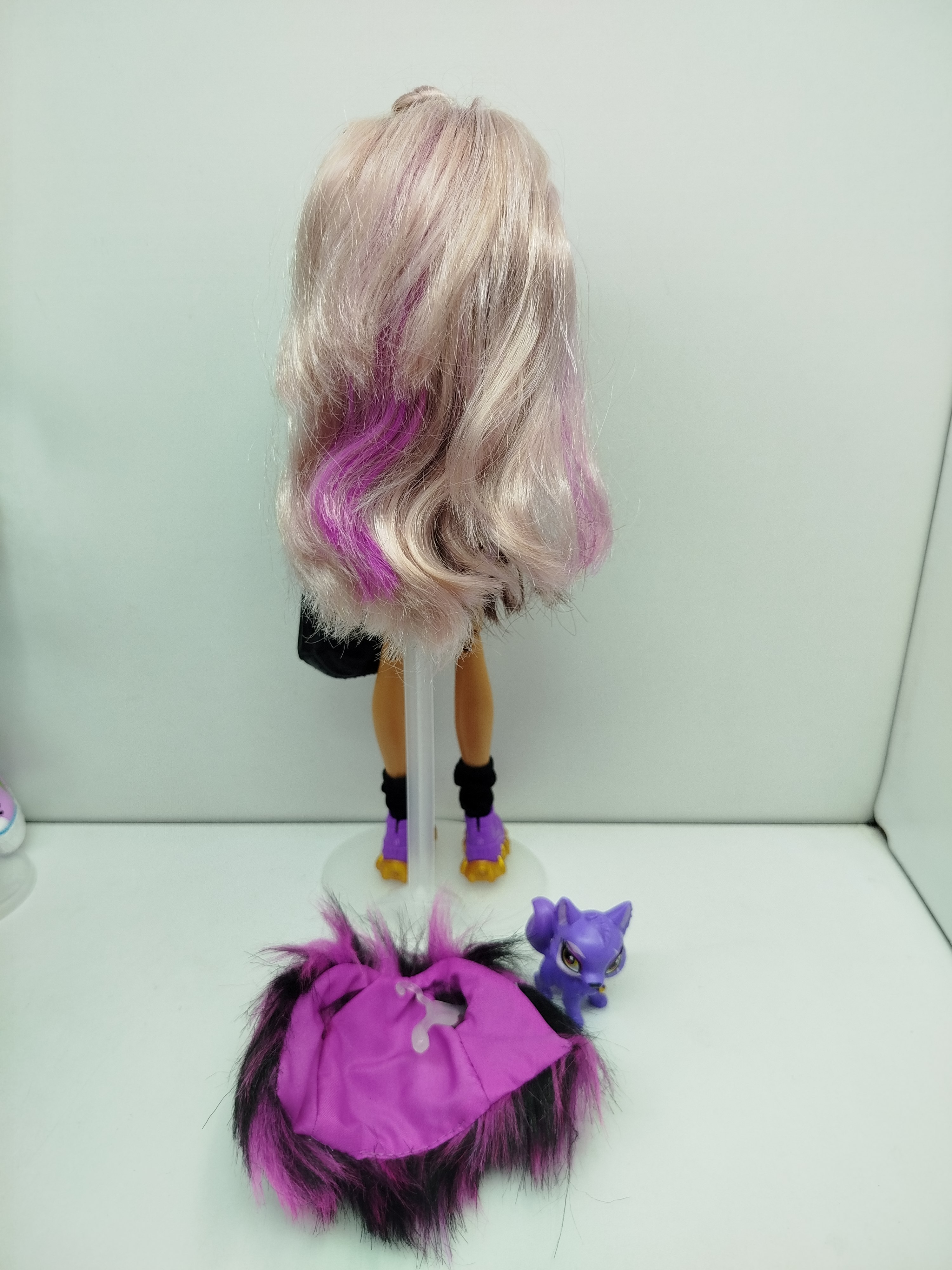  Clawdeen Wolf (Generación 3 / G3) de Monster High, en su versión clásica o de firma de Mattel.