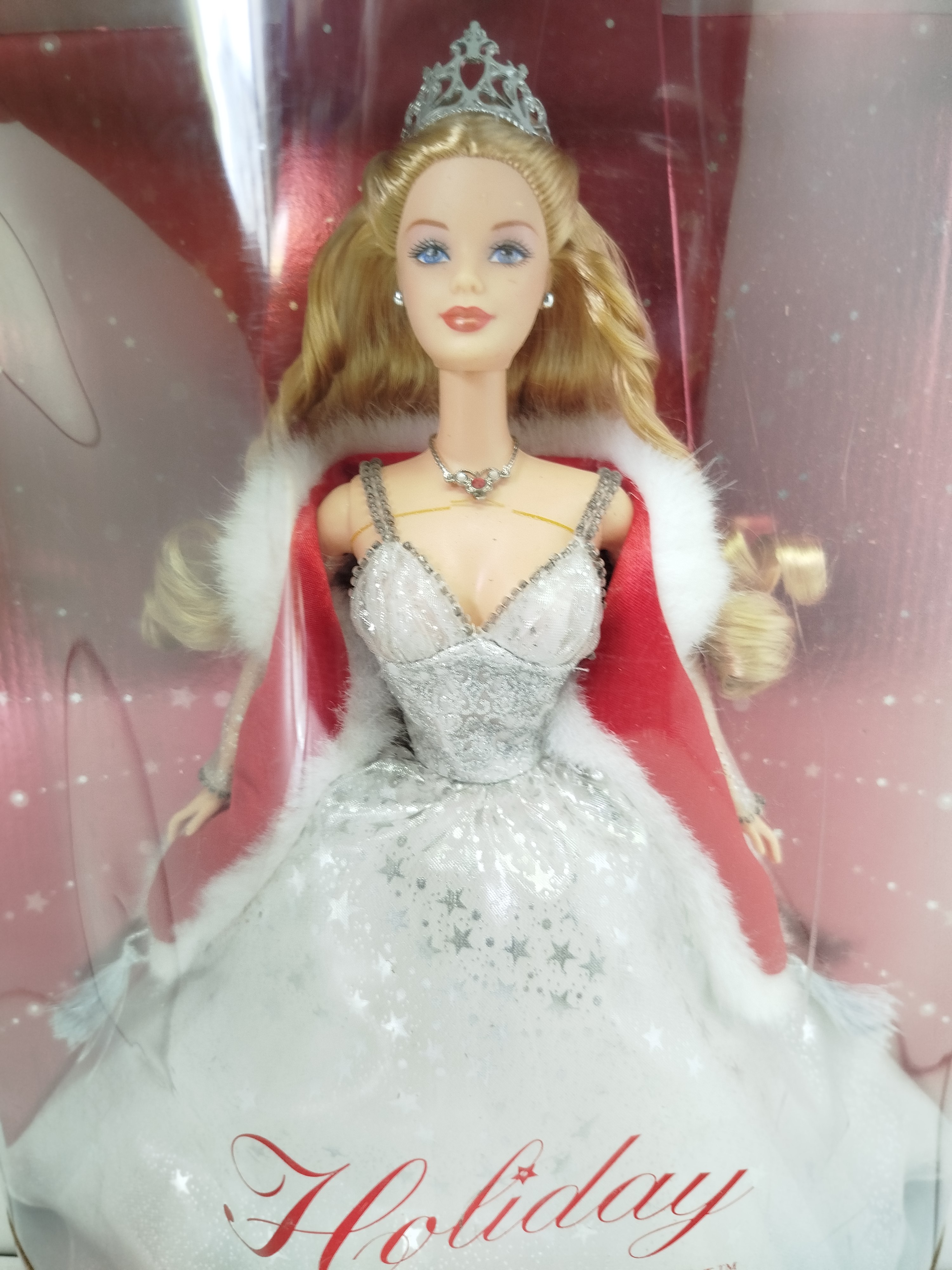 Mattel Holiday Celebration Barbie 2001 (Edición Especial / Modelo 50304), la segunda entrega oficial de la serie Holiday Celebration.