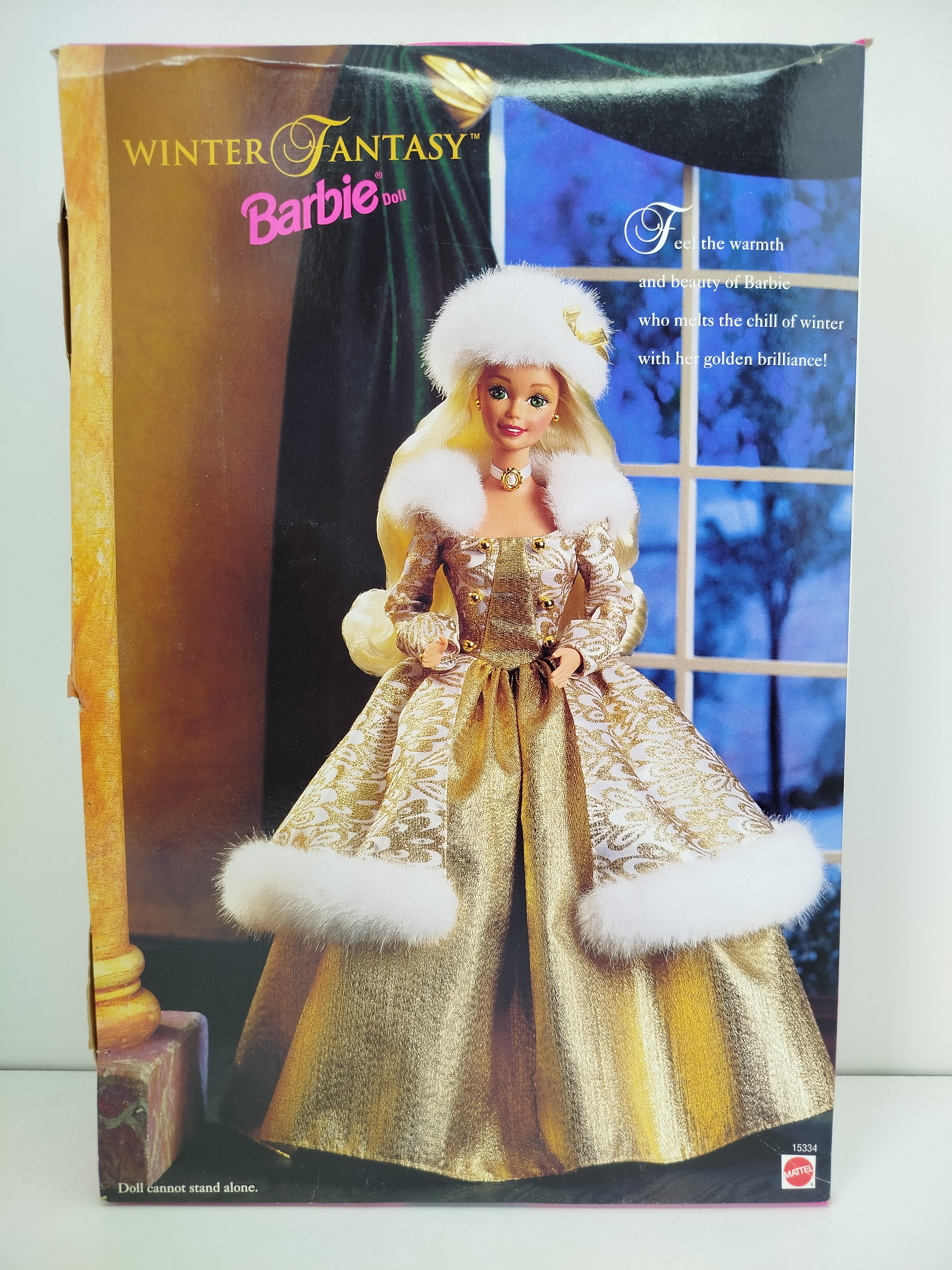 Mattel Winter Fantasy Barbie Blonde (Edición Especial / Modelo 15334) del año 1995, la cual fue lanzada originalmente como una pieza exclusiva para la cadena de tiendas Sam's Club.