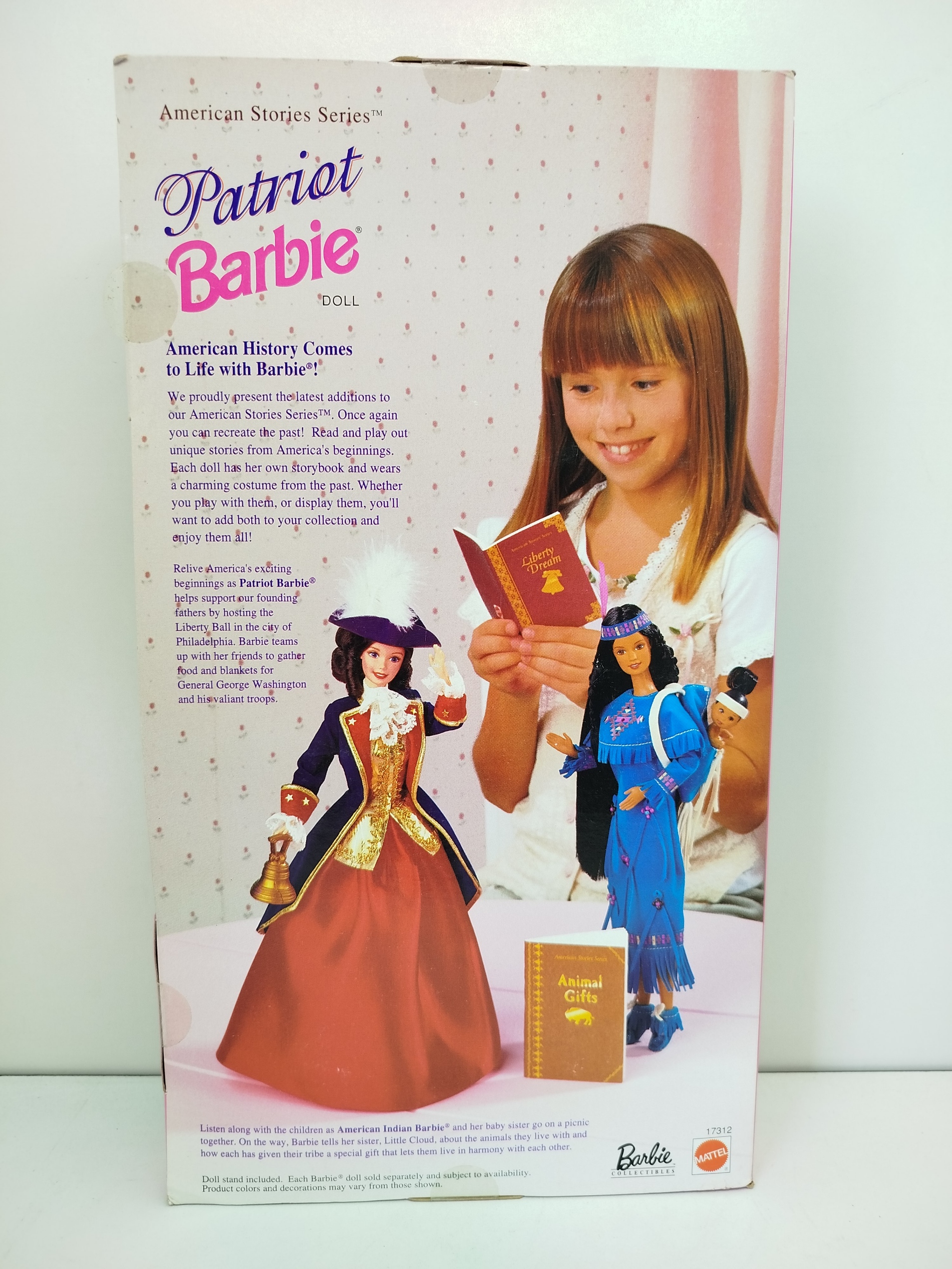 Patriot Barbie - American Stories Series (Modelo 17312), lanzada por Mattel en 1997 como una edición de colección que incluye un libro de cuentos histórico titulado "Liberty Dream".