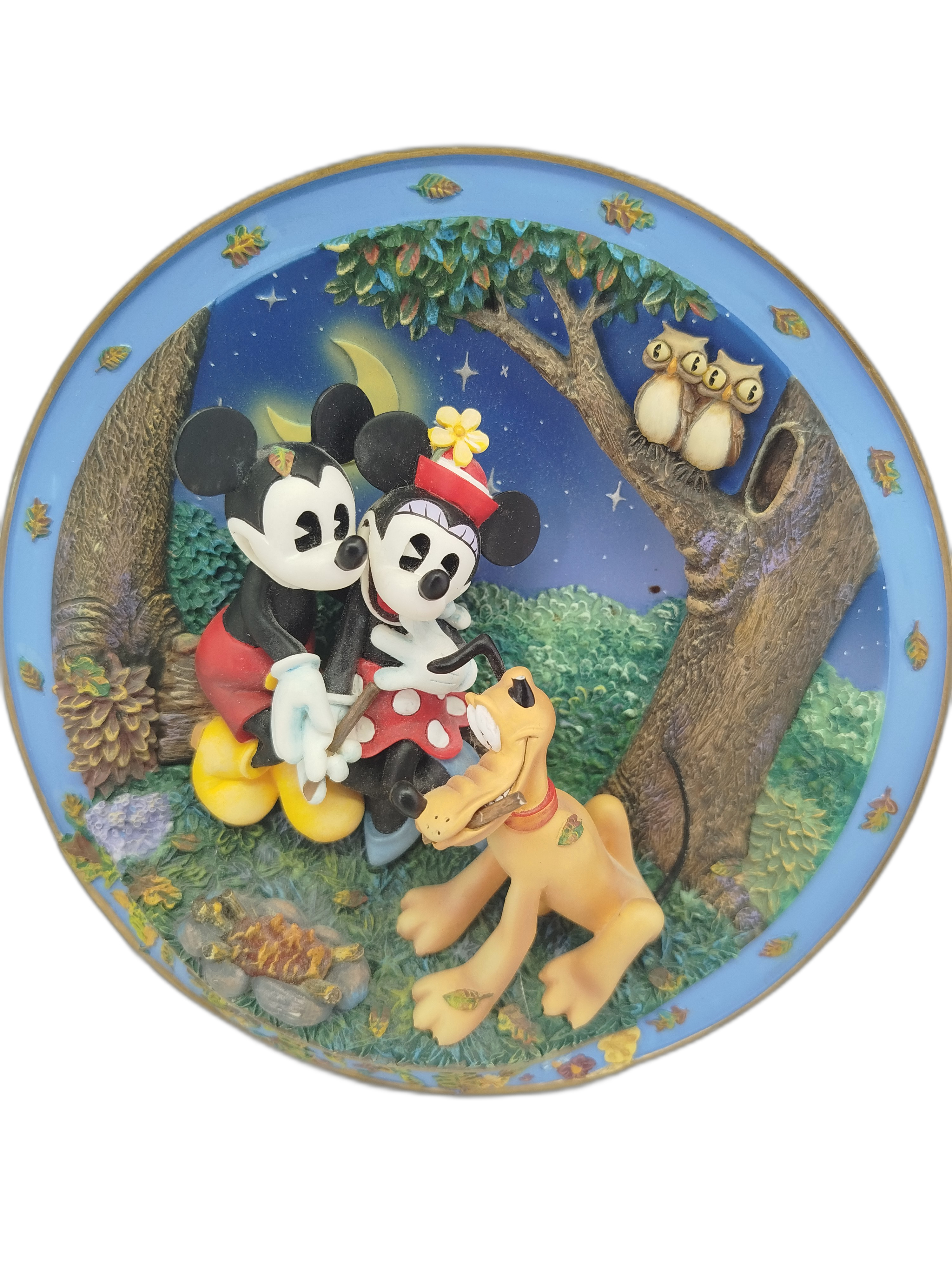 Plato decorativo de 1998 de Bradford Exchange: Disney Mickey Mouse   "Autumn Campfires Warm the Heart"