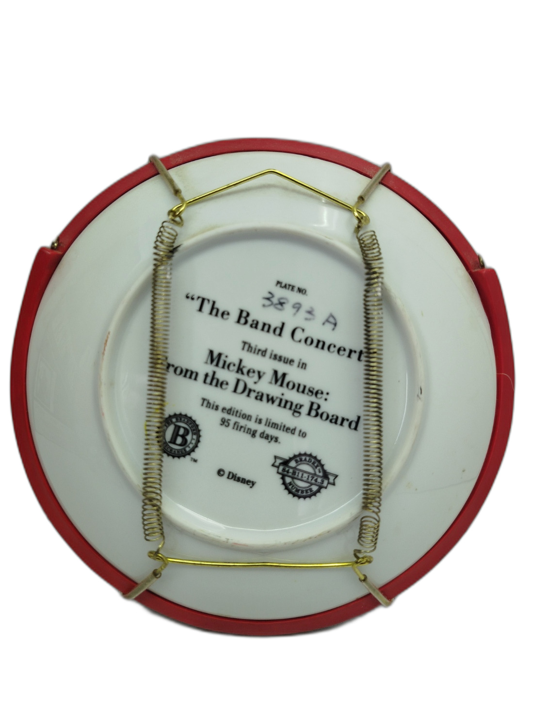 plato decorativo de pared en 3D de Disney que representa a Mickey Mouse como director en "The Band Concert"