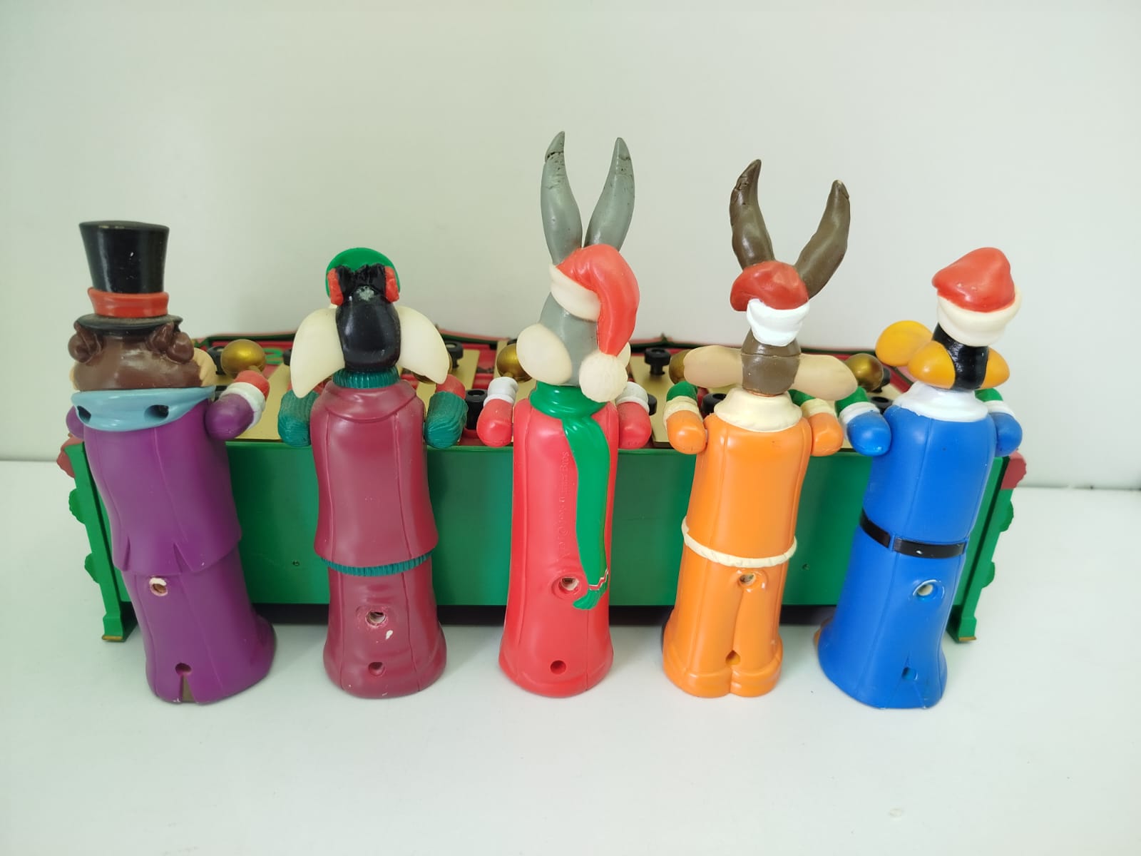 Looney Tunes Merry Music Makers, un xilófono musical animado lanzado por la famosa marca de decoraciones nostálgicas TM