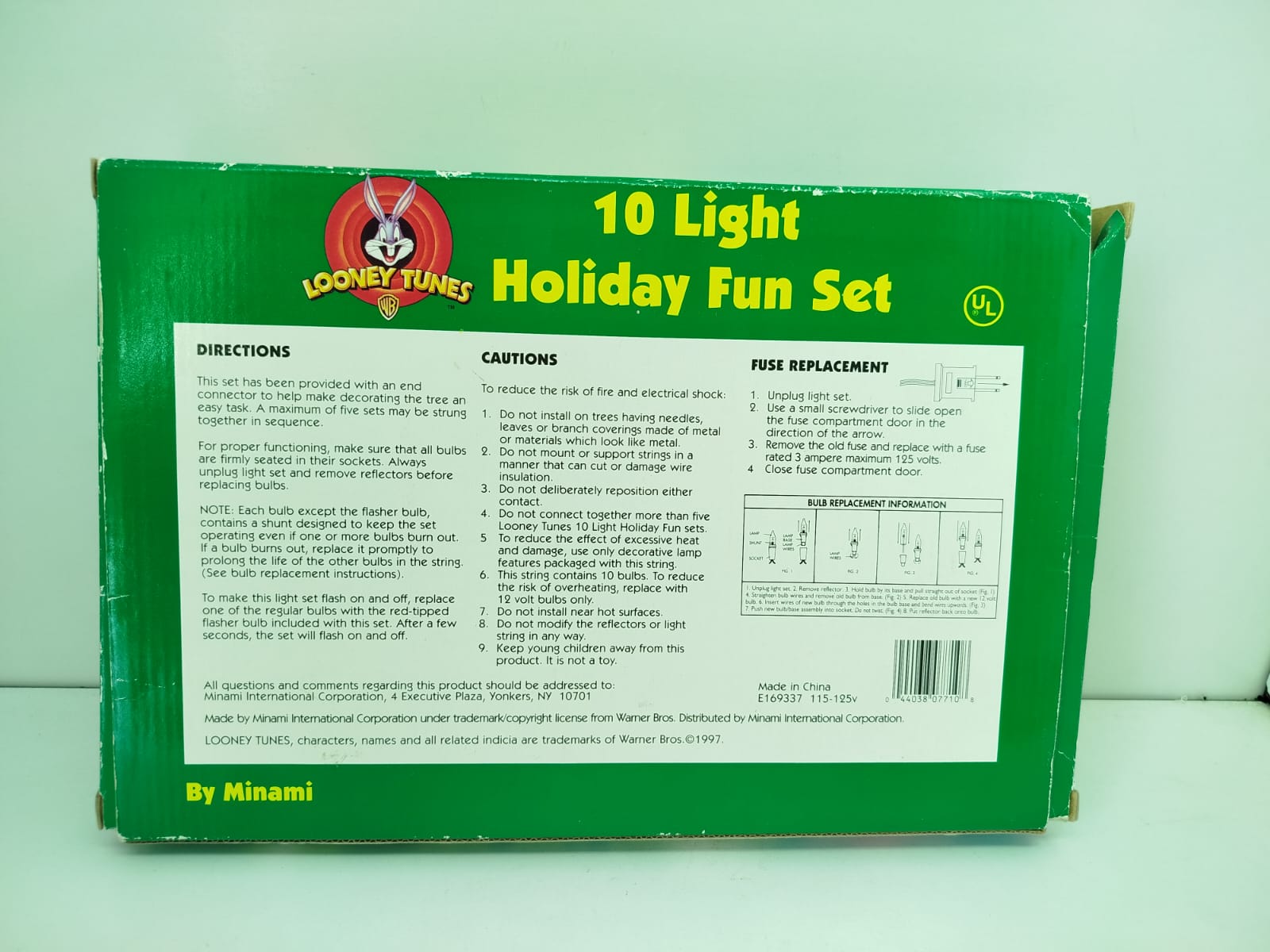 Extensión de luces navideñas vintage llamada Looney Tunes 10 Light Holiday Fun Set