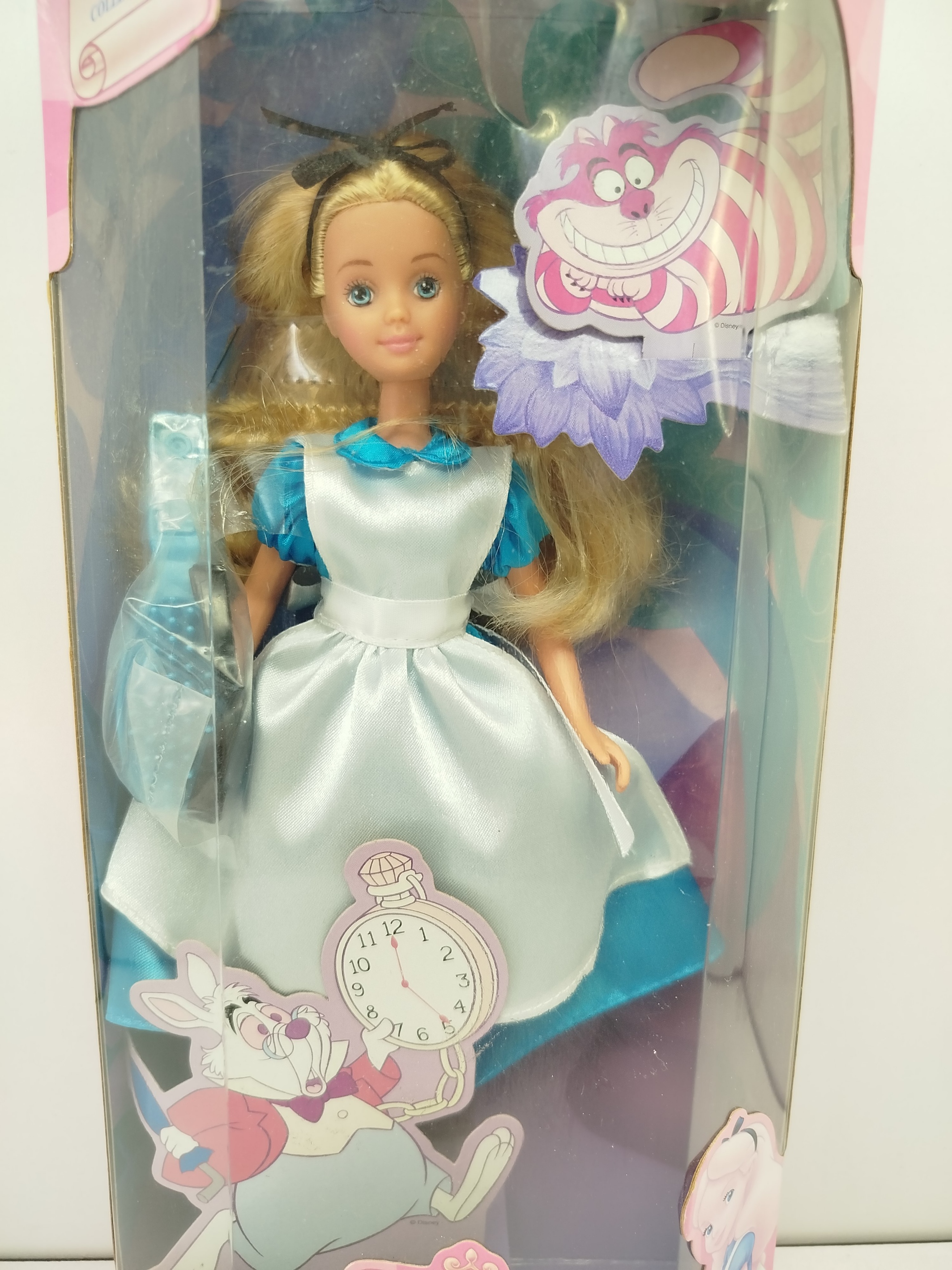 Disney Classics: Alice in Wonderland, lanzada por Mattel 