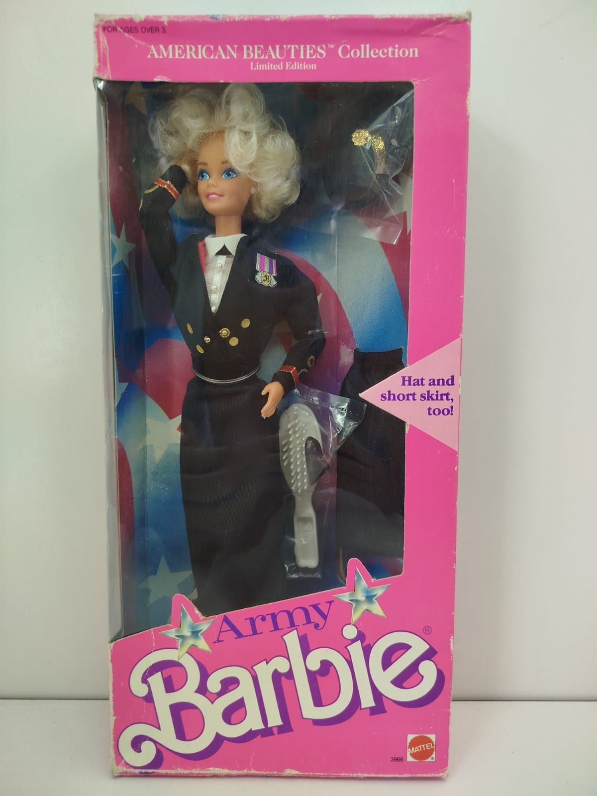  Army Barbie - American Beauties Collection Limited Edition, lanzada al mercado por Mattel en el año 1989