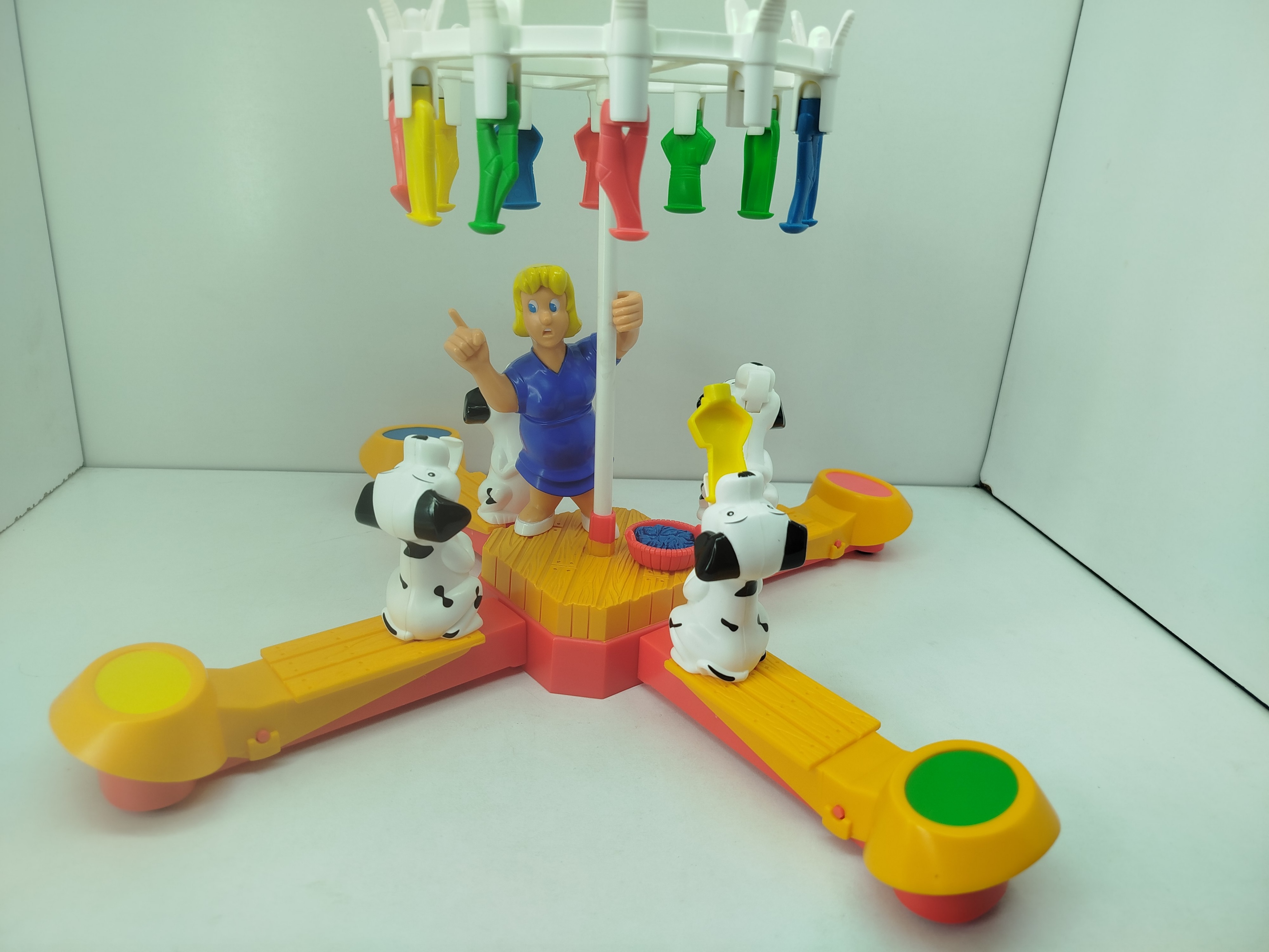 Juego de mesa vintage Perritos Traviesos