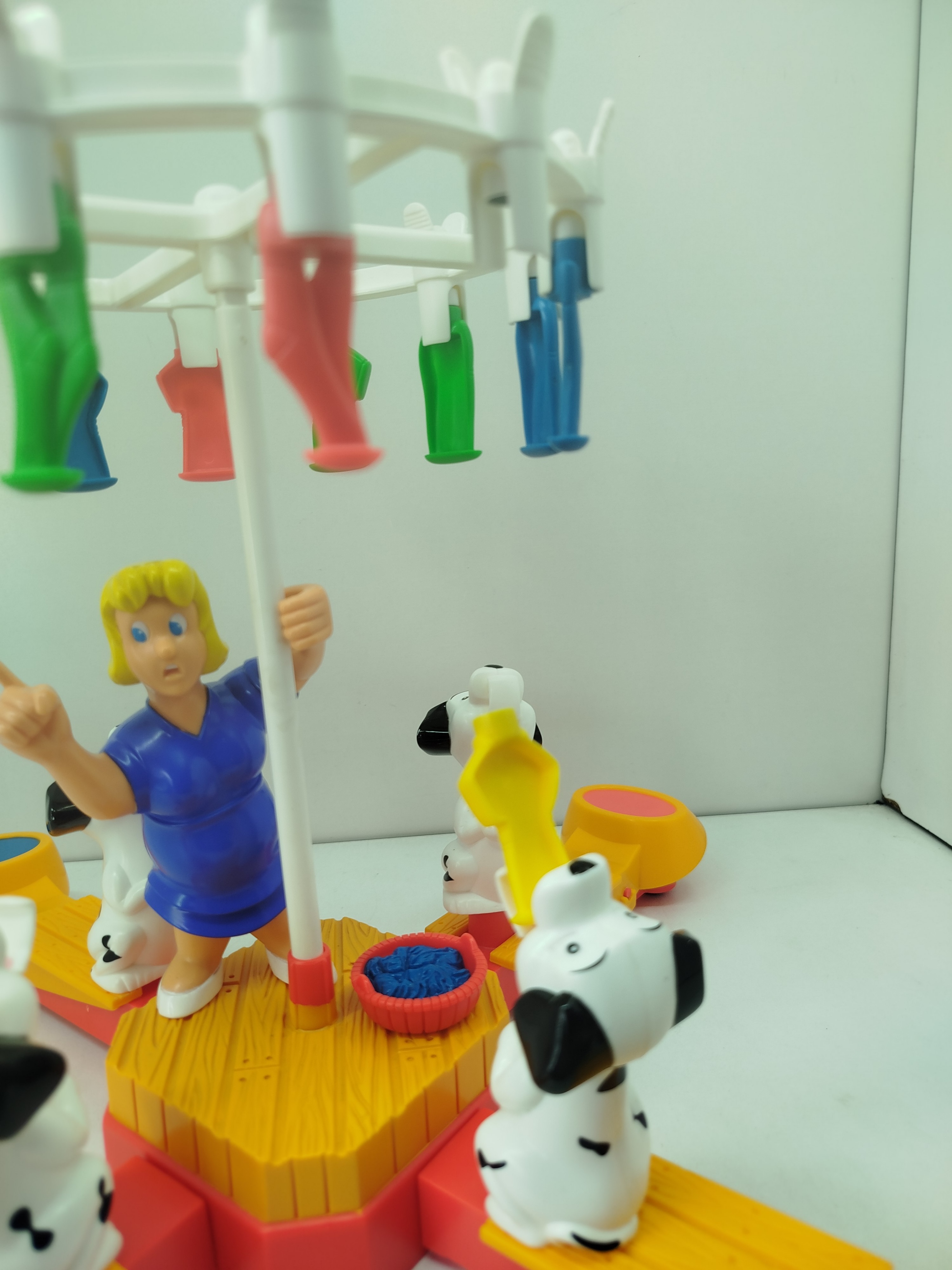 Juego de mesa vintage Perritos Traviesos