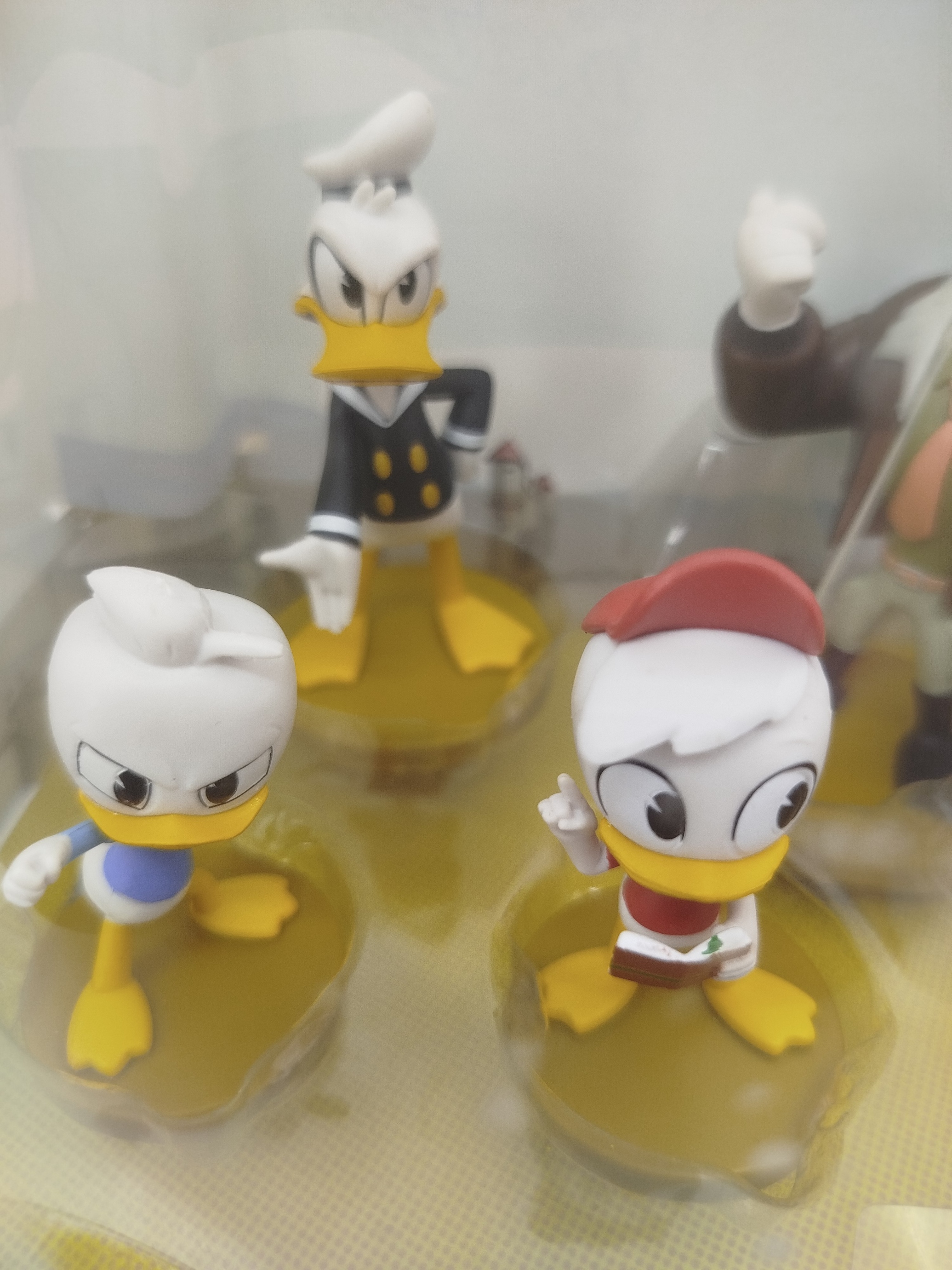 Tio Rico (Set de figuras de Patoaventuras), lanzado exclusivamente por la Disney Store 