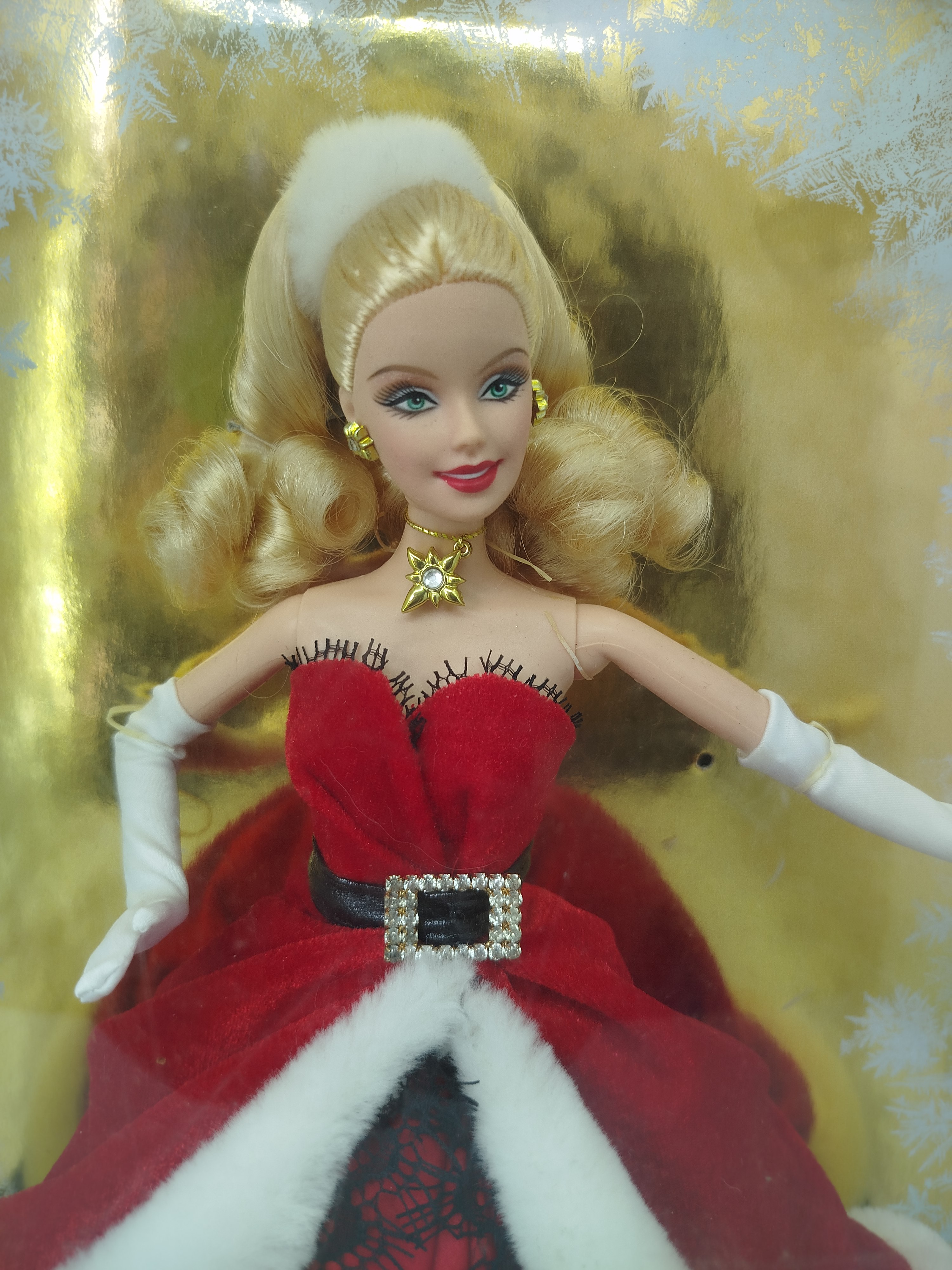  2007 Holiday Barbie de la línea Barbie Collector, lanzada al mercado por Mattel en 2007