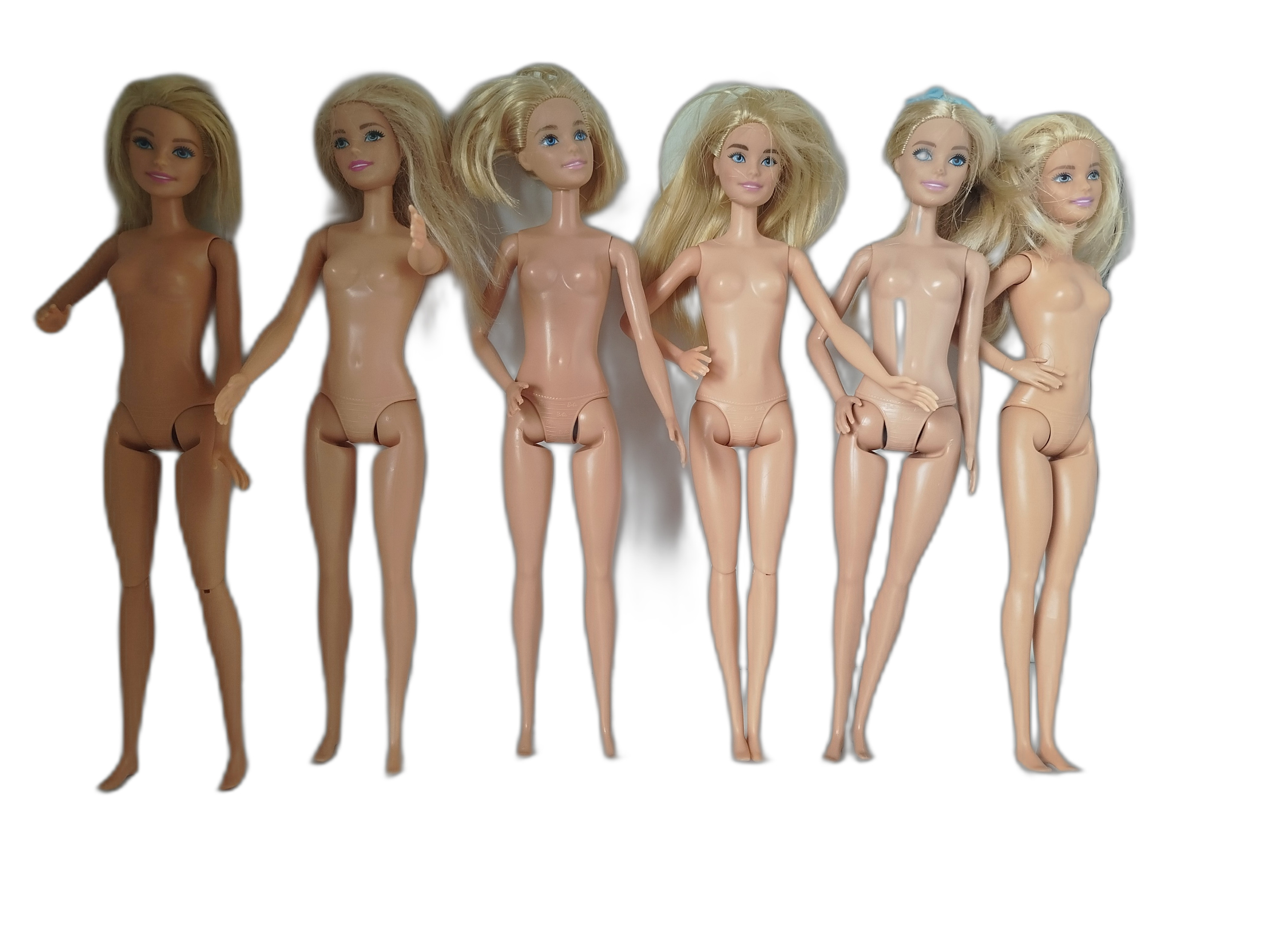 6 Muñecas barbies