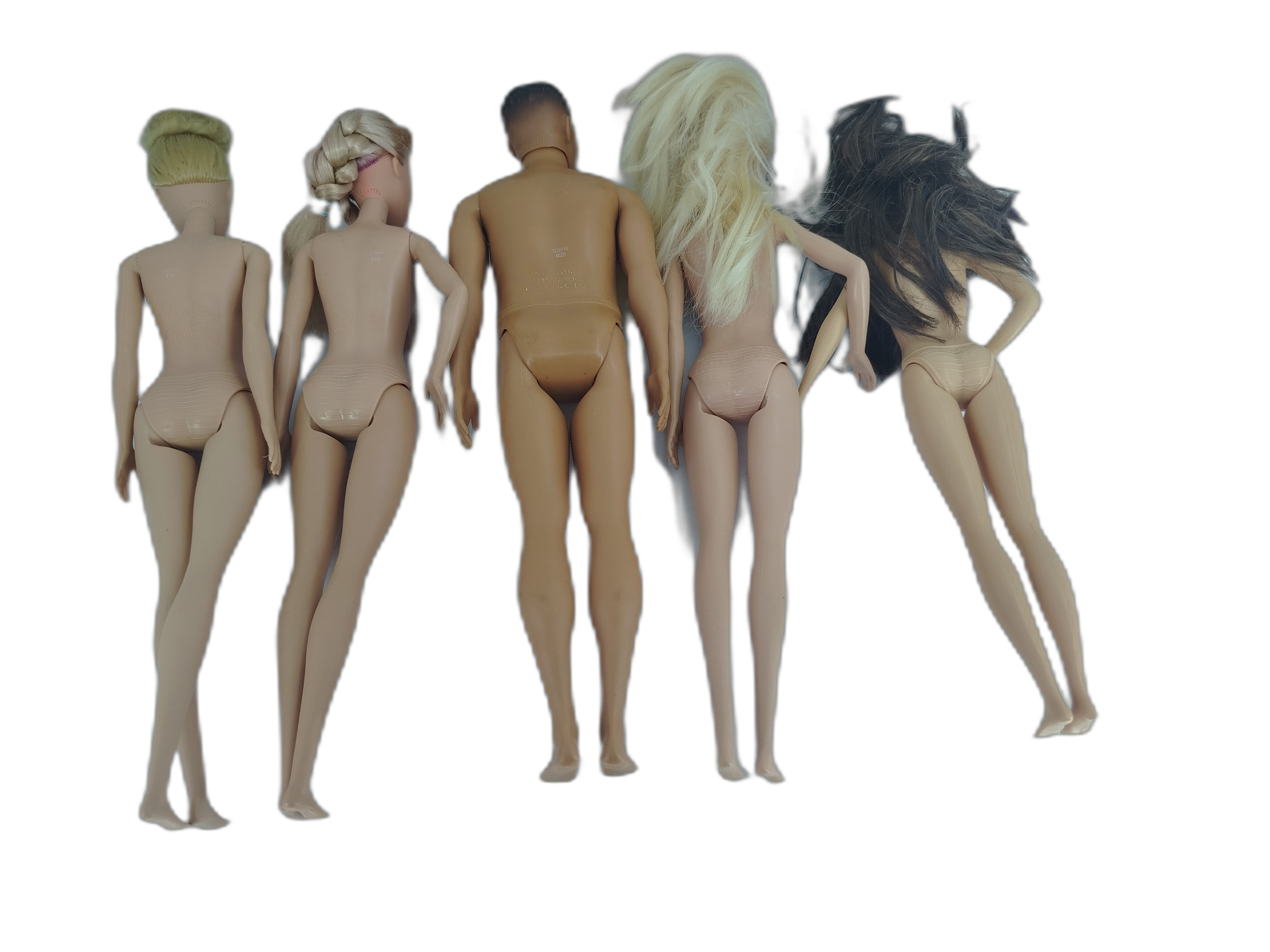 5 Muñecas barbies