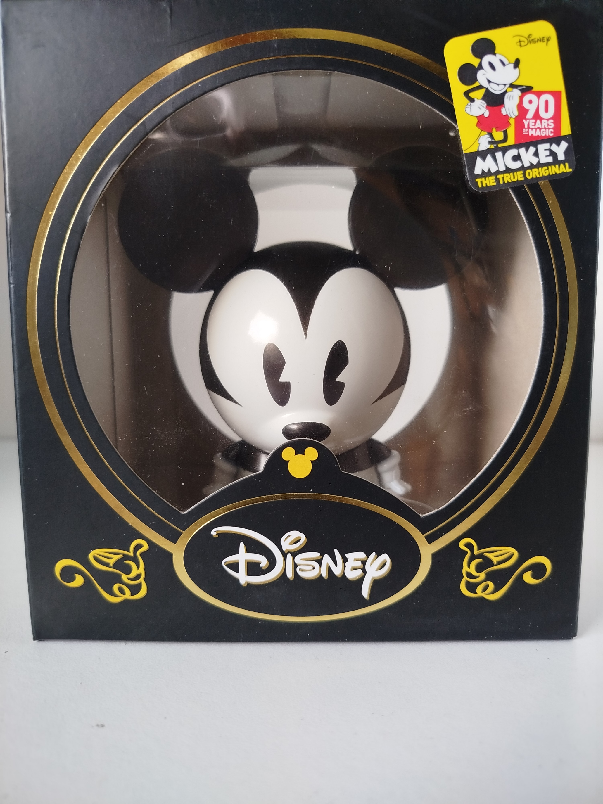 SHORTS - MICKEY MOUSE - 90 años del personaje