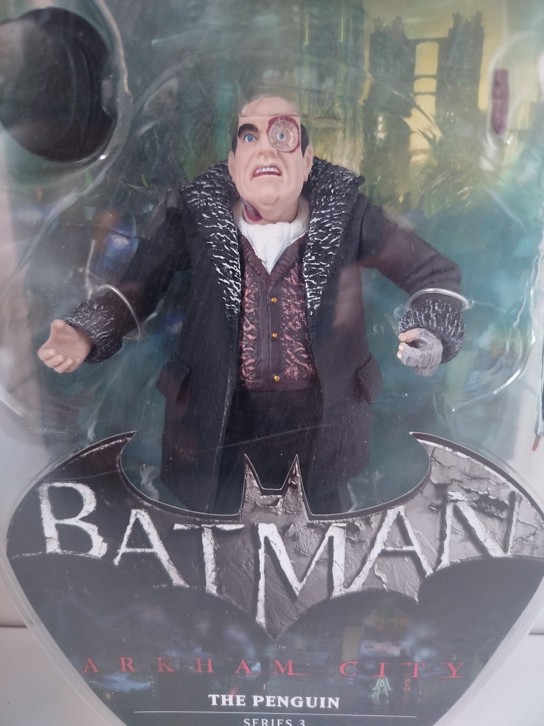 Batman - Penguin  -  Basada en el videojuego Batman Arkhan City 