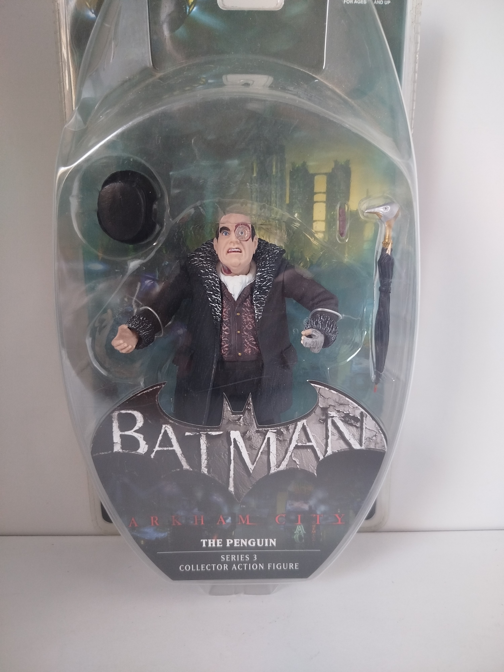 Batman - Penguin  -  Basada en el videojuego Batman Arkhan City 