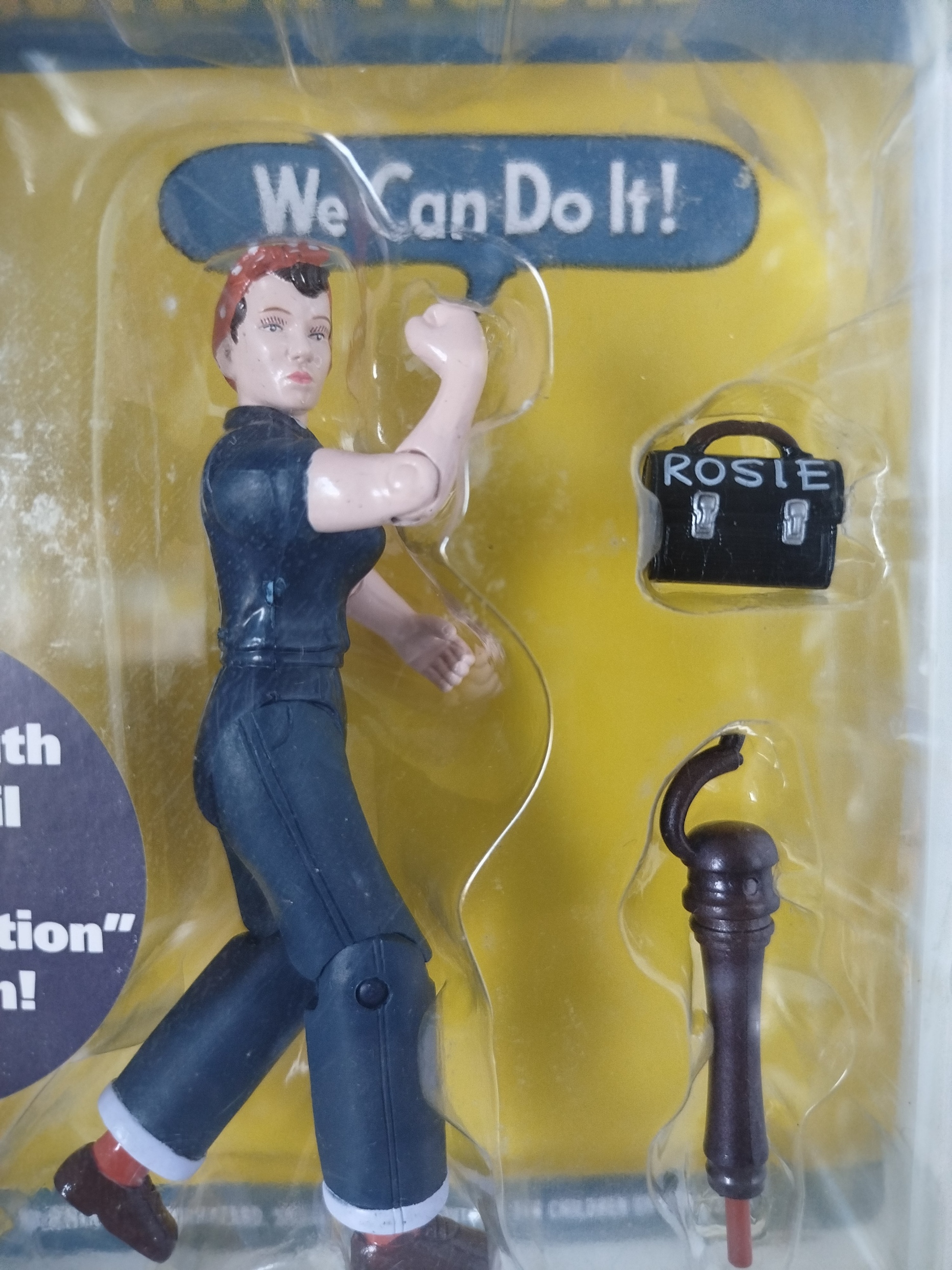 Rosie the Riveter - Con lonchera y pistola remachadora - Basada en el poster de la segunda guerra mundial  WE CAN DO IT