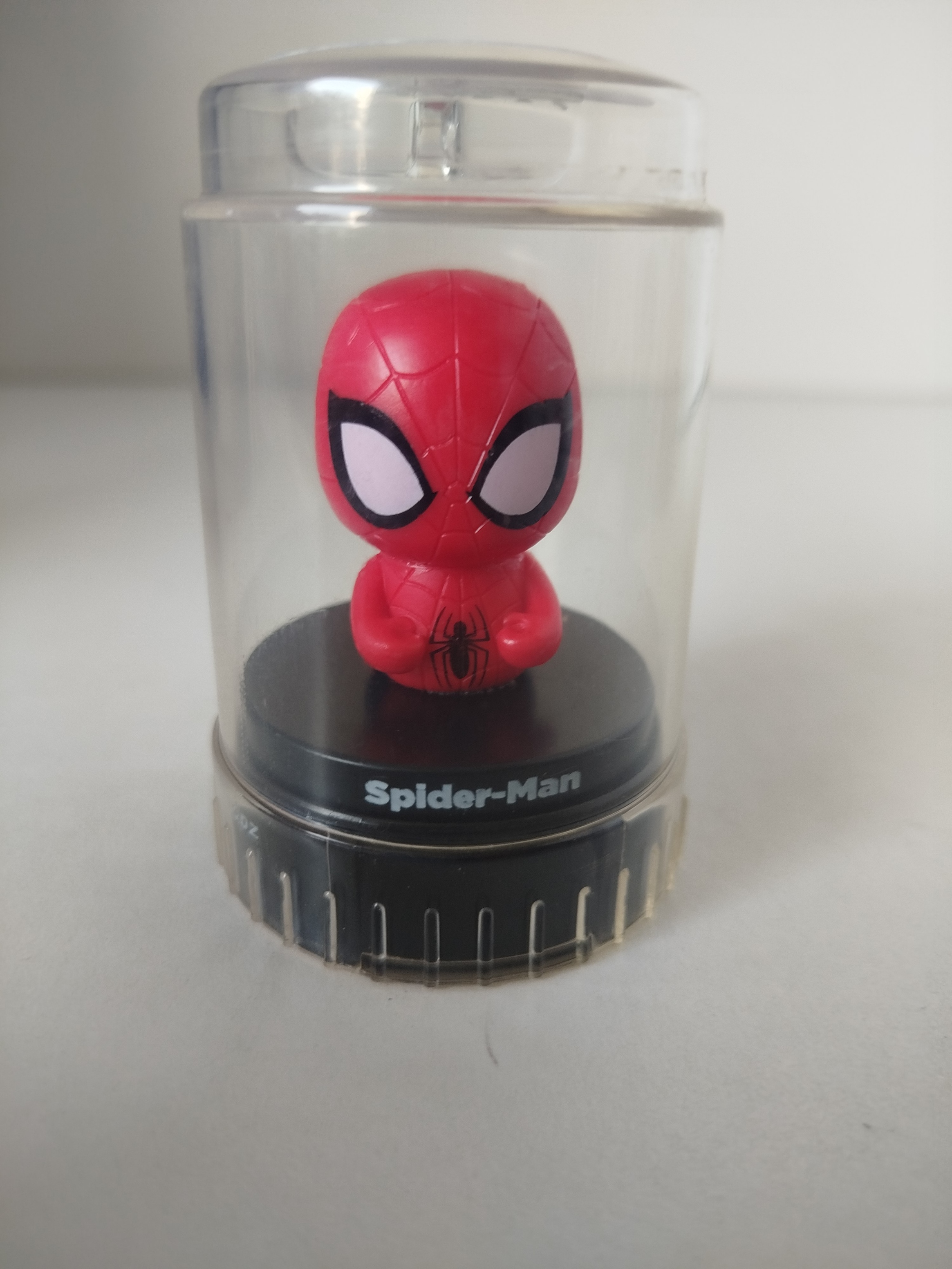 4 PODZ - Superheroes - Cápsulas  transparentes con base negra
