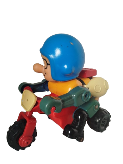 MUÑECO EN MOTO - UN ALA ROTA