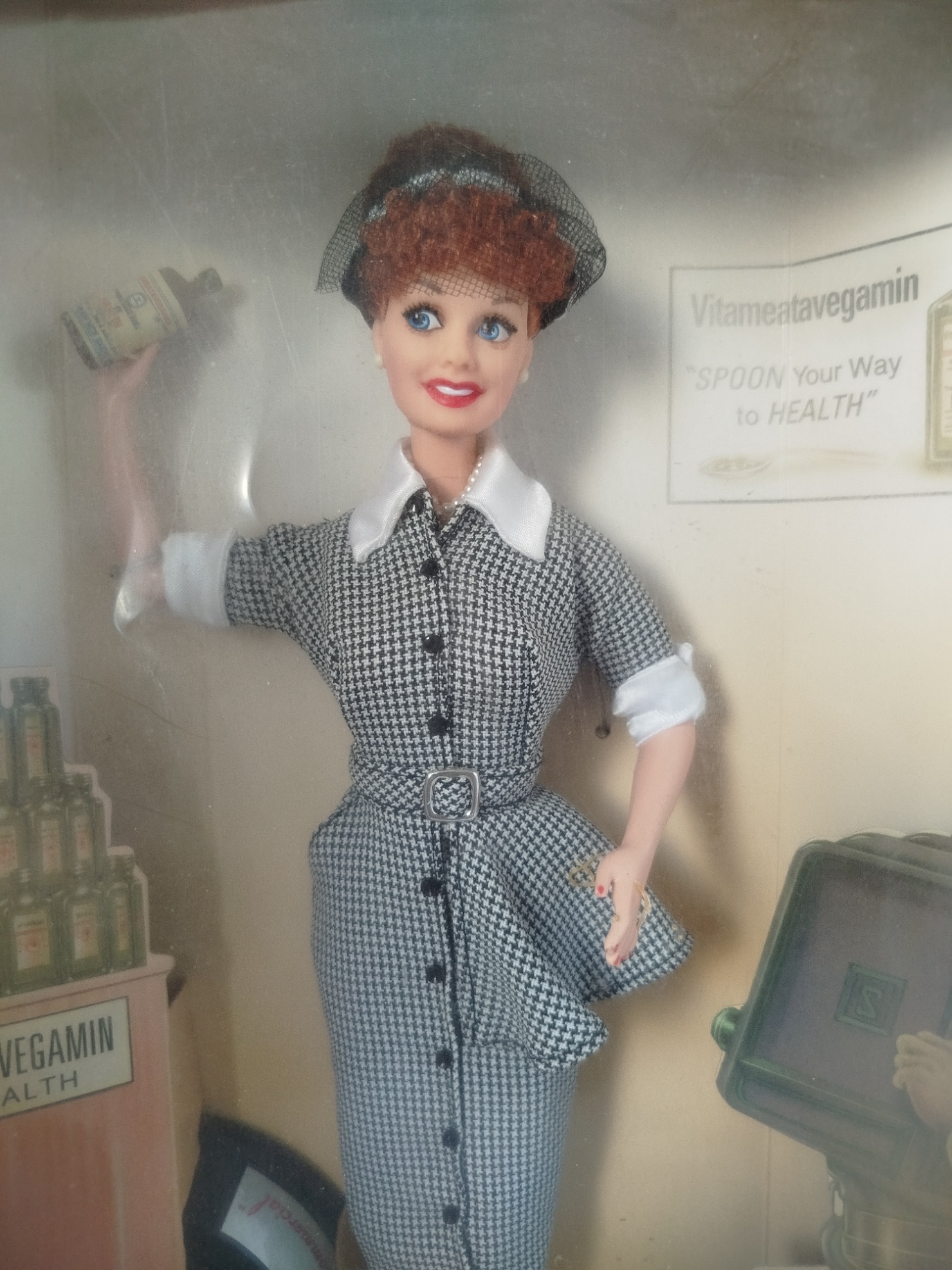 Barbie  - Lucy Edicion Coleccionista  - Lucille Ball - Lucy Does a TV